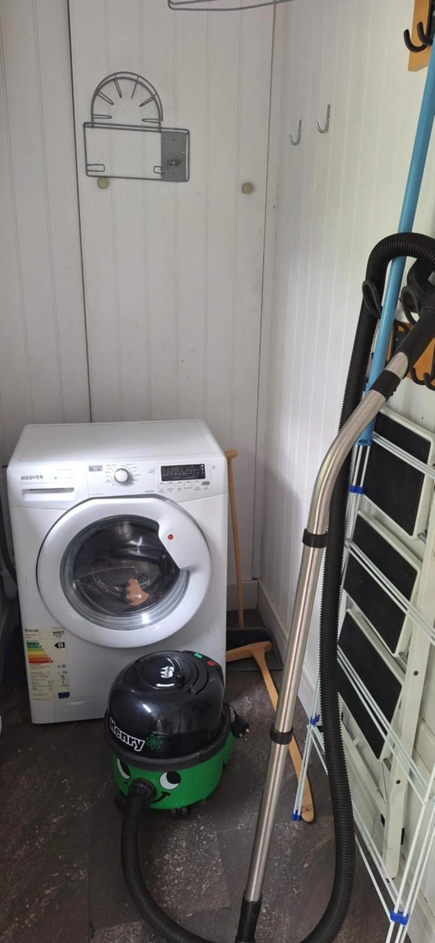 washing machine in Lochend Chalets