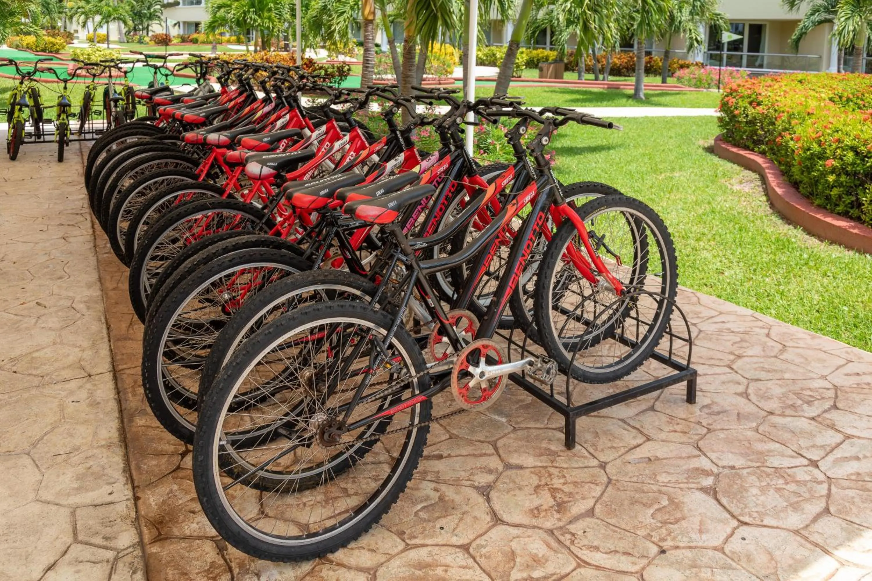 Cycling in Moon Palace Nizuc - All Inclusive