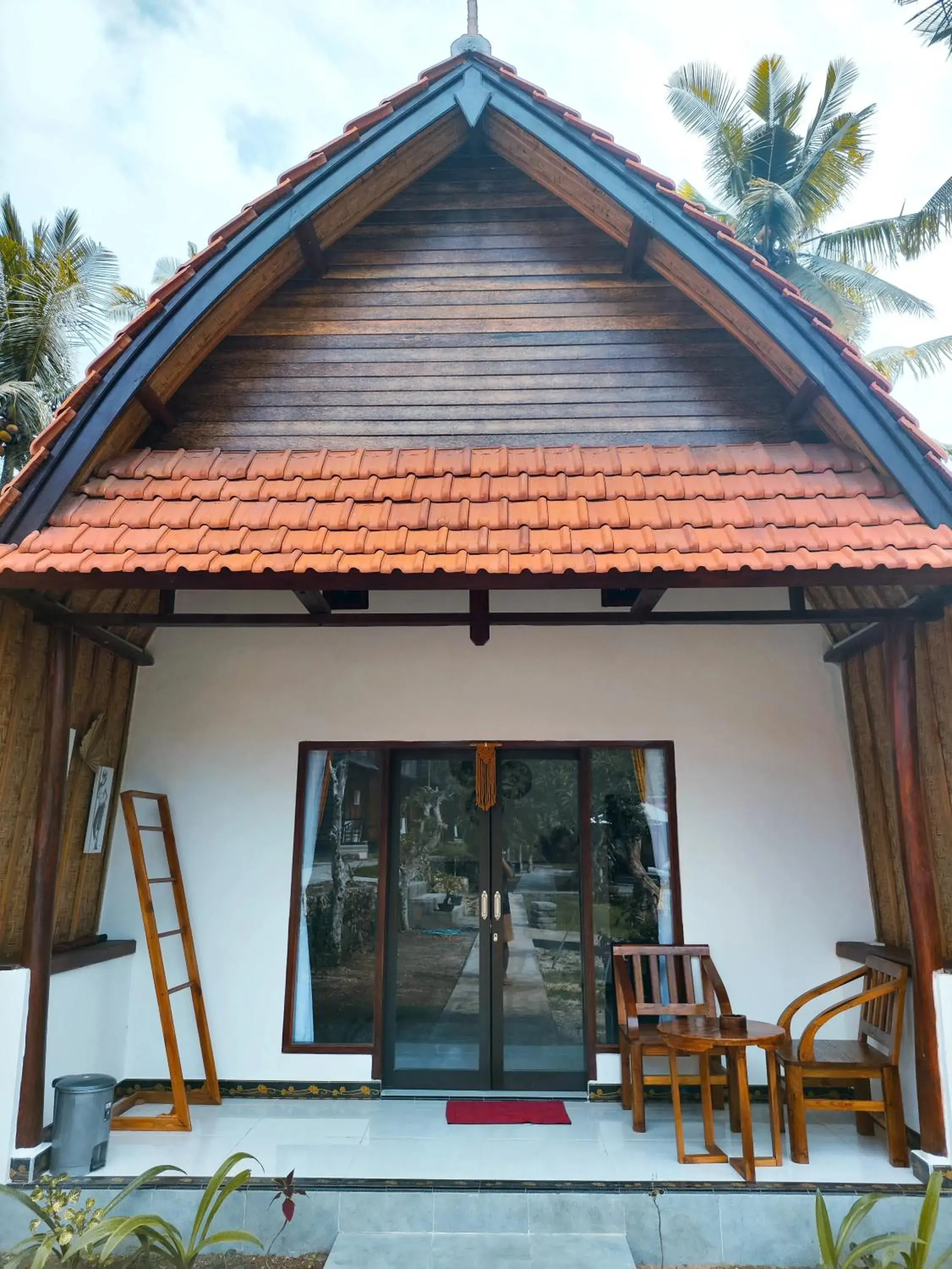 King Room with Balcony - single occupancy in Meket Bungalows King Room with Balcony - single occupancy in Meket Bungalows