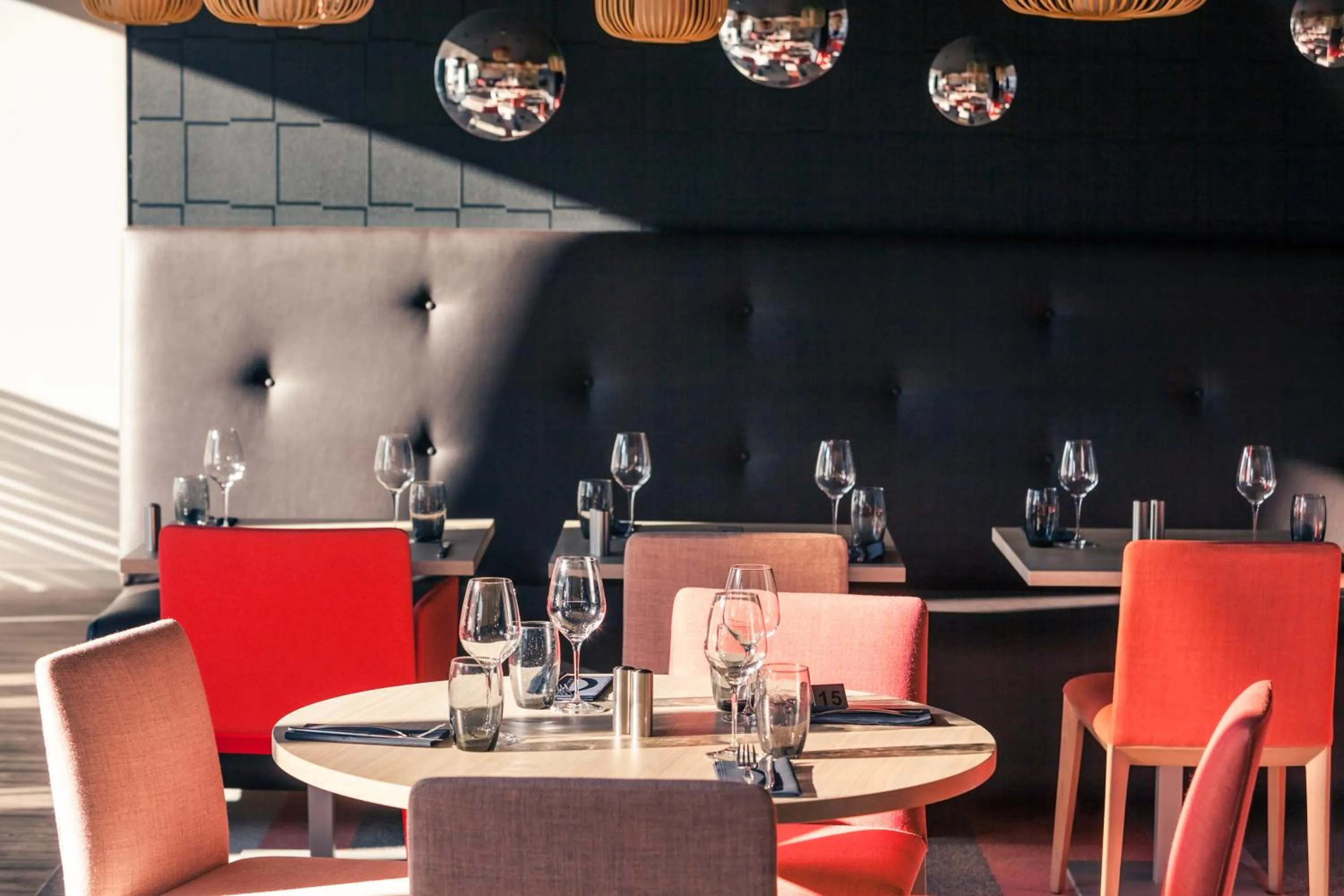 Restaurant/places to eat in Hôtel Mercure Marne-la-Vallée Bussy St Georges