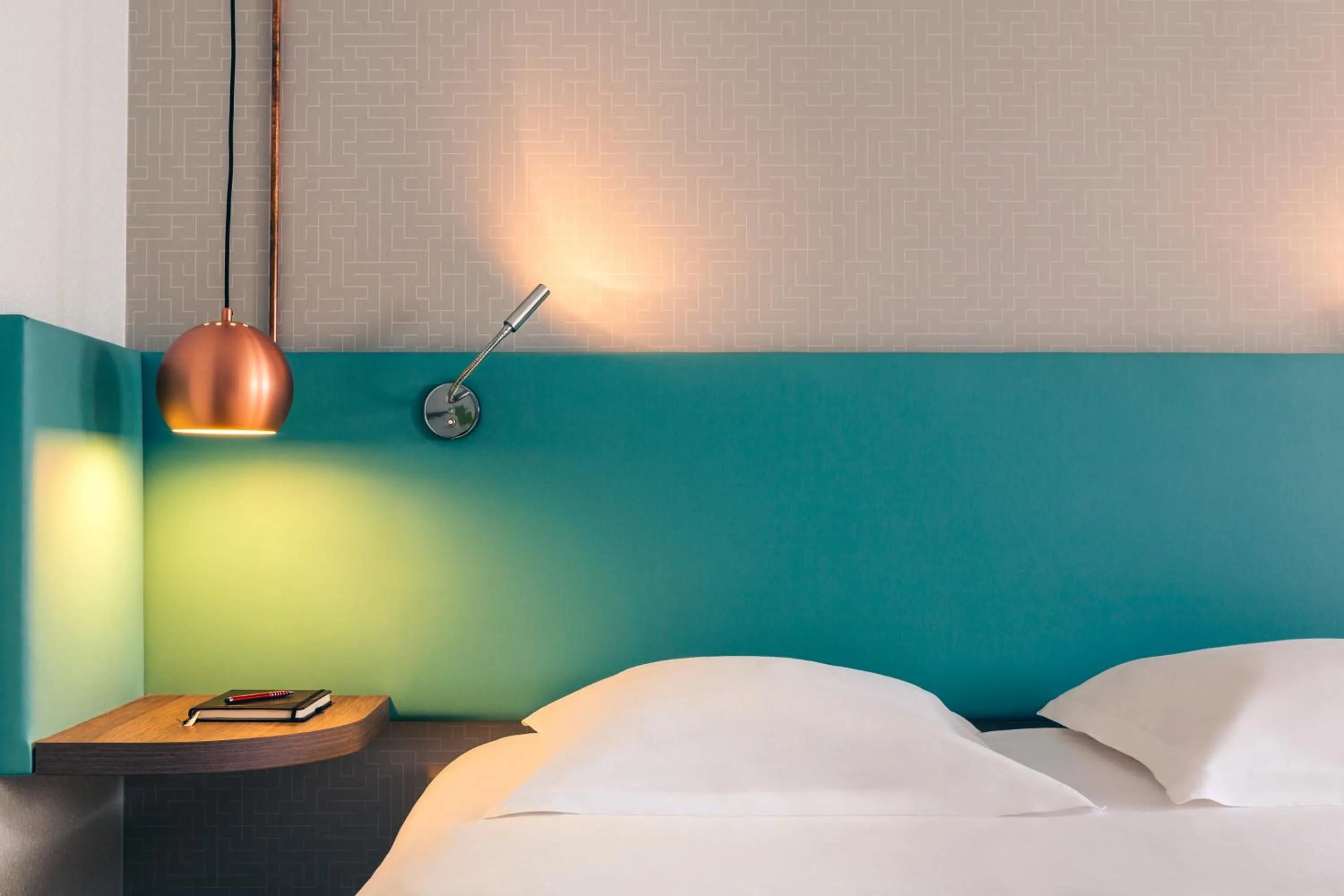 Bed in Hôtel Mercure Marne-la-Vallée Bussy St Georges