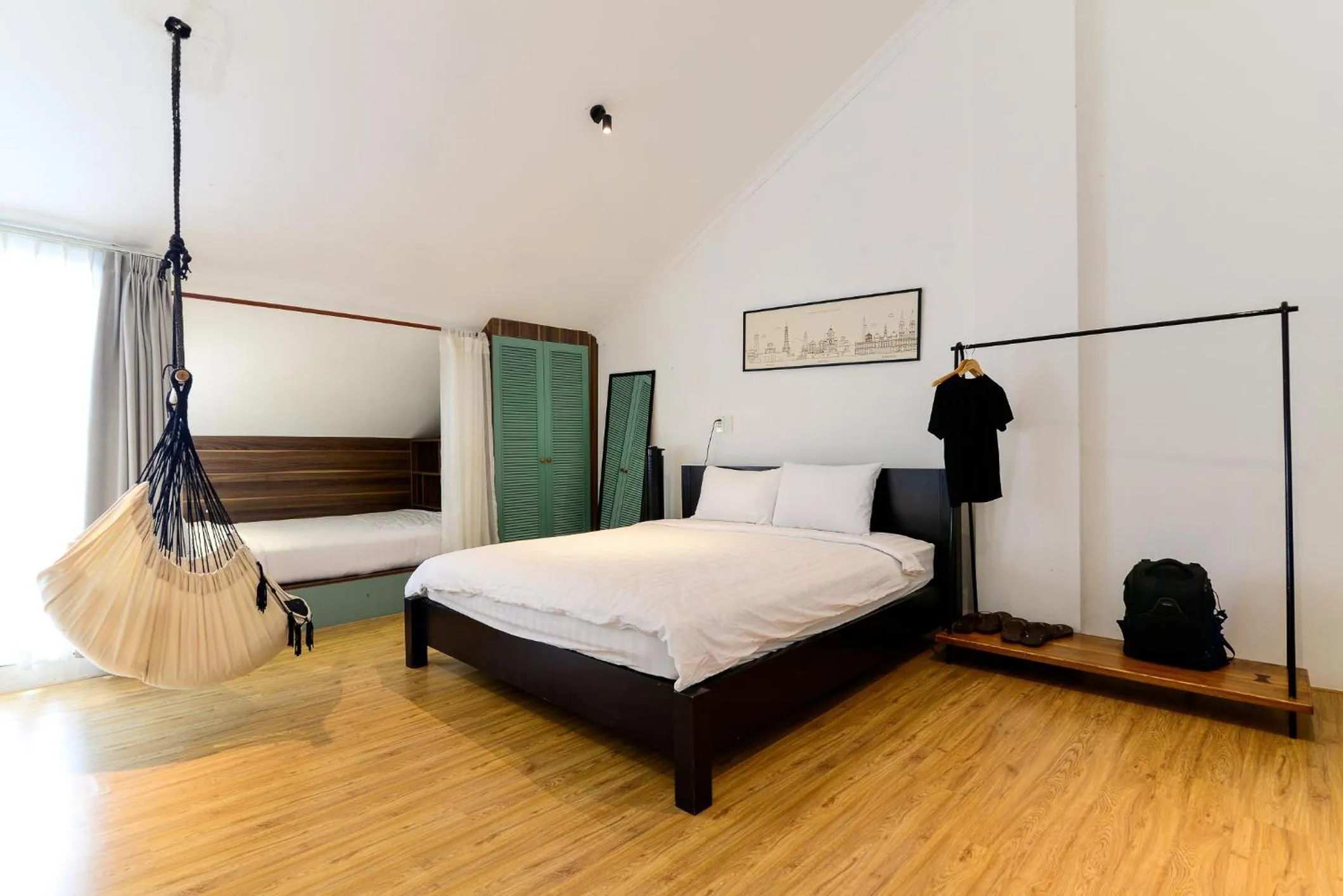 Bed in Leaf Signature Hotel - Lá Group