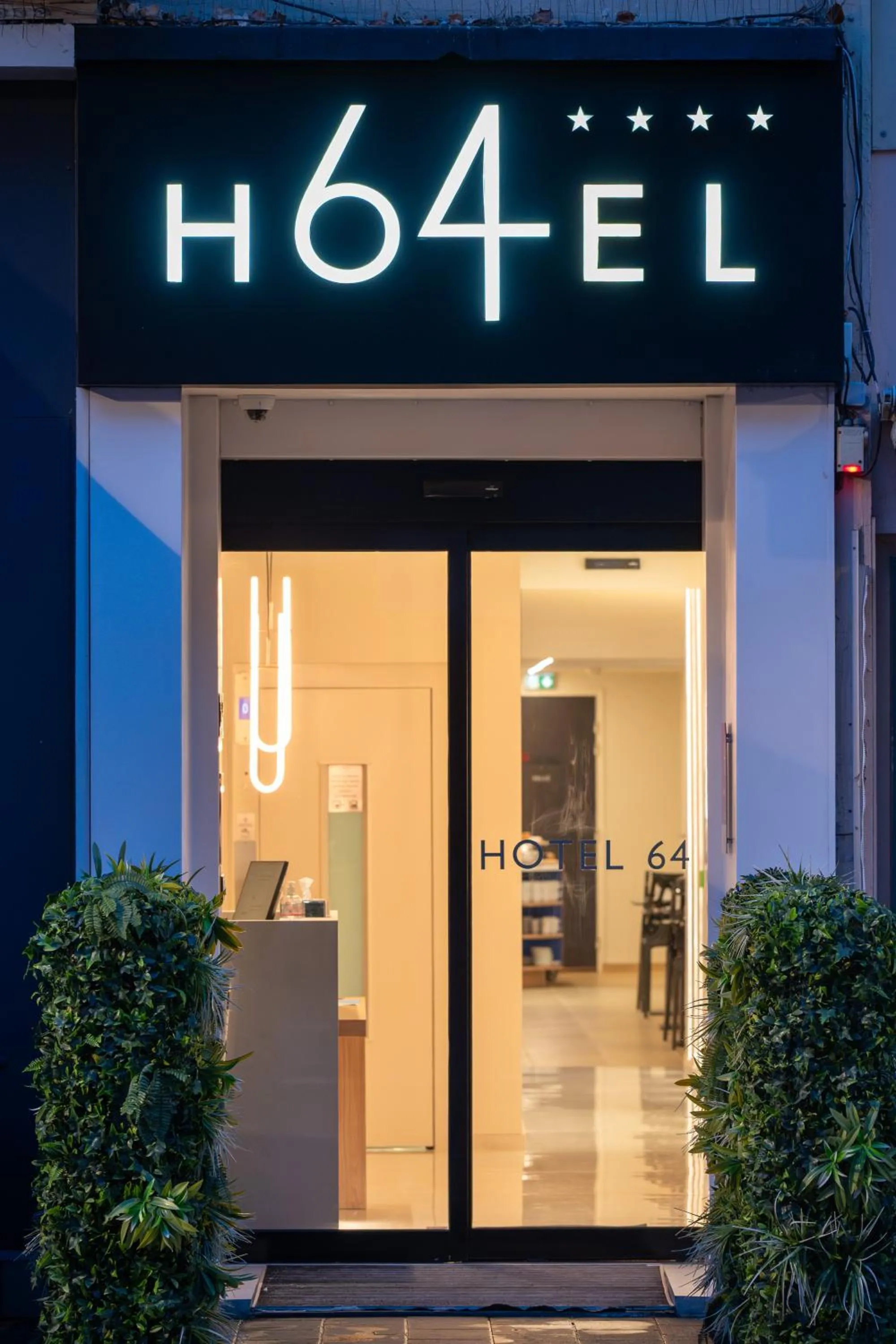 Property building in Hotel 64 Nice