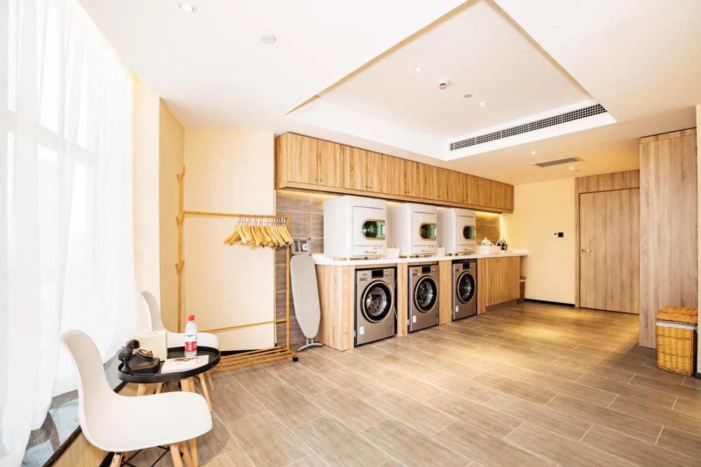 Atour Jiaozhou Qingdao Hotel