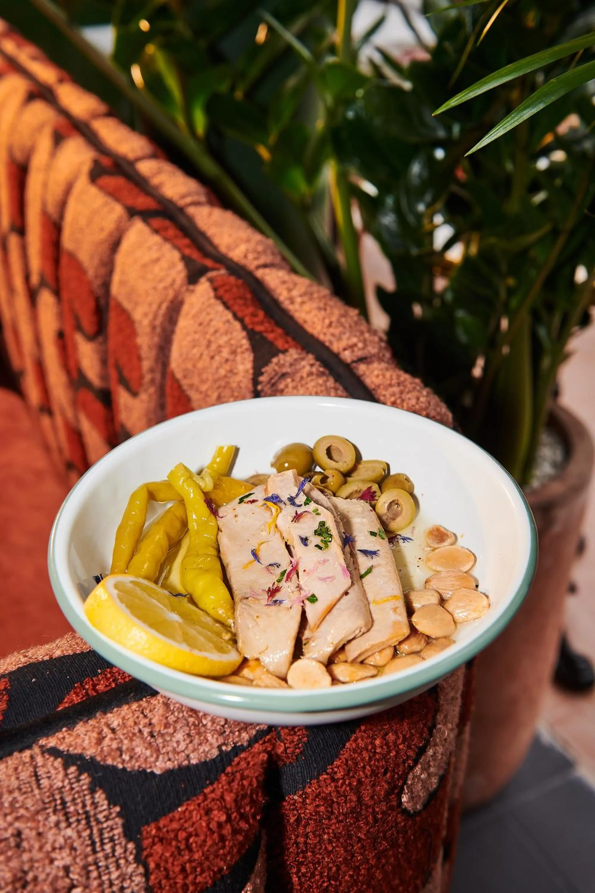 Restaurant/places to eat in Maison Eugenie