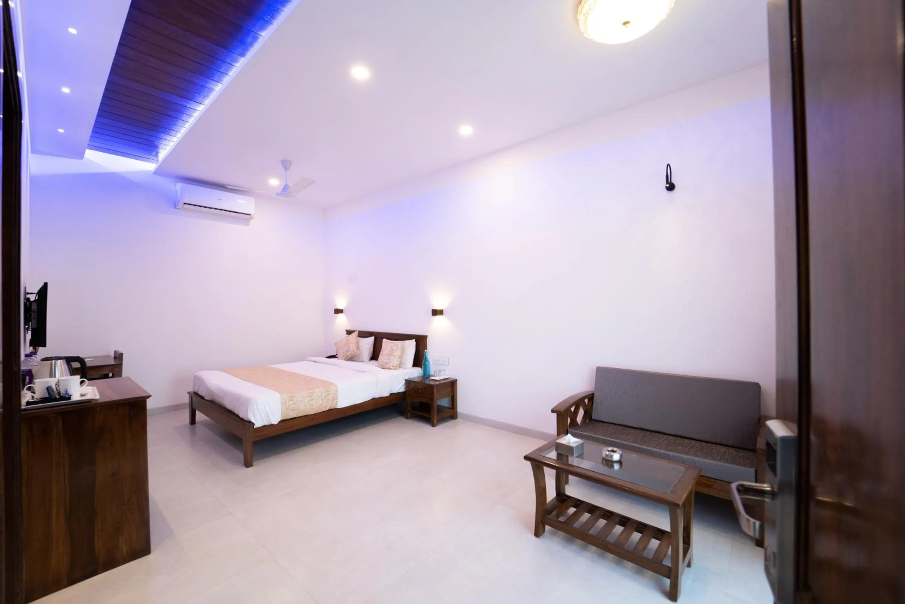 View (from property/room), Bed in La Serene Resort and Spa