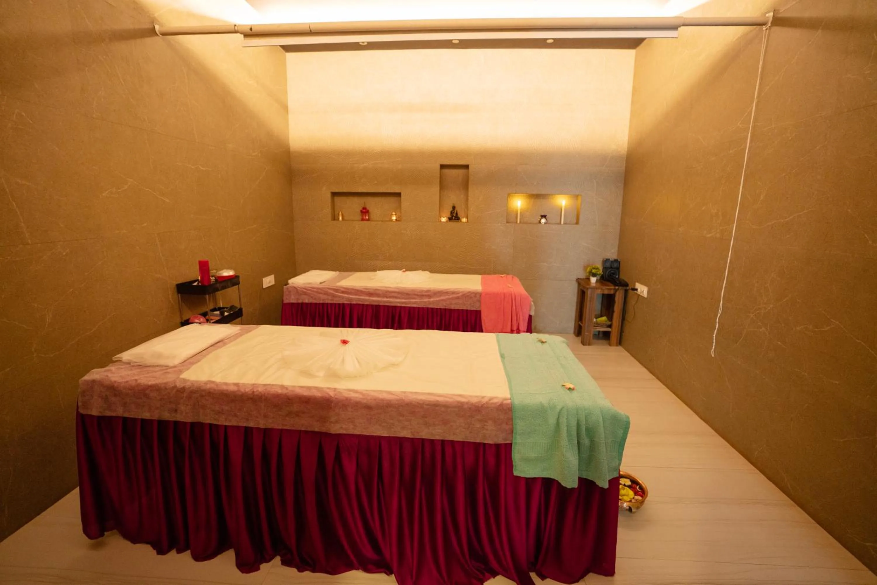 Spa and wellness centre/facilities, Bed in La Serene Resort and Spa