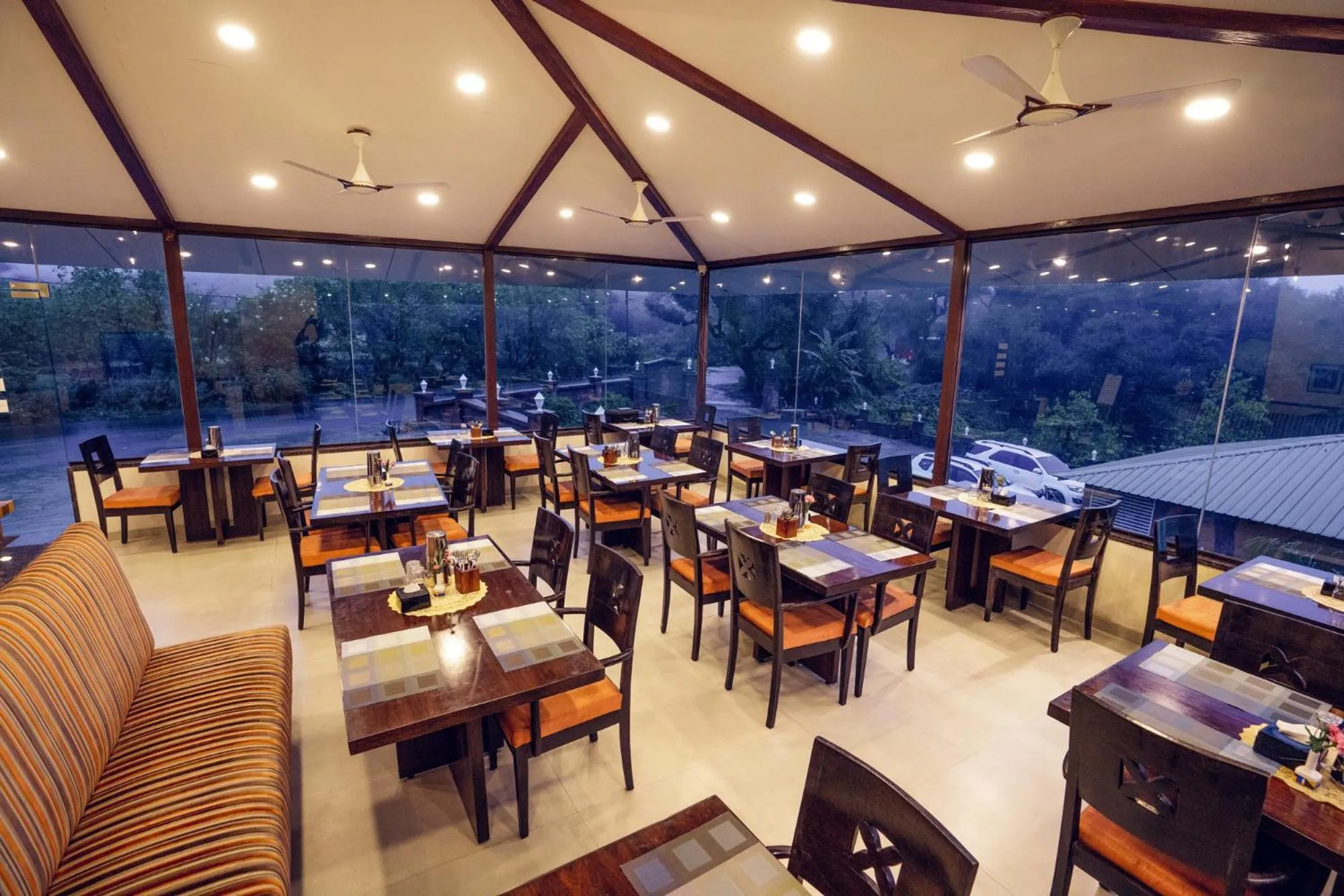 Restaurant/places to eat in La Serene Resort and Spa