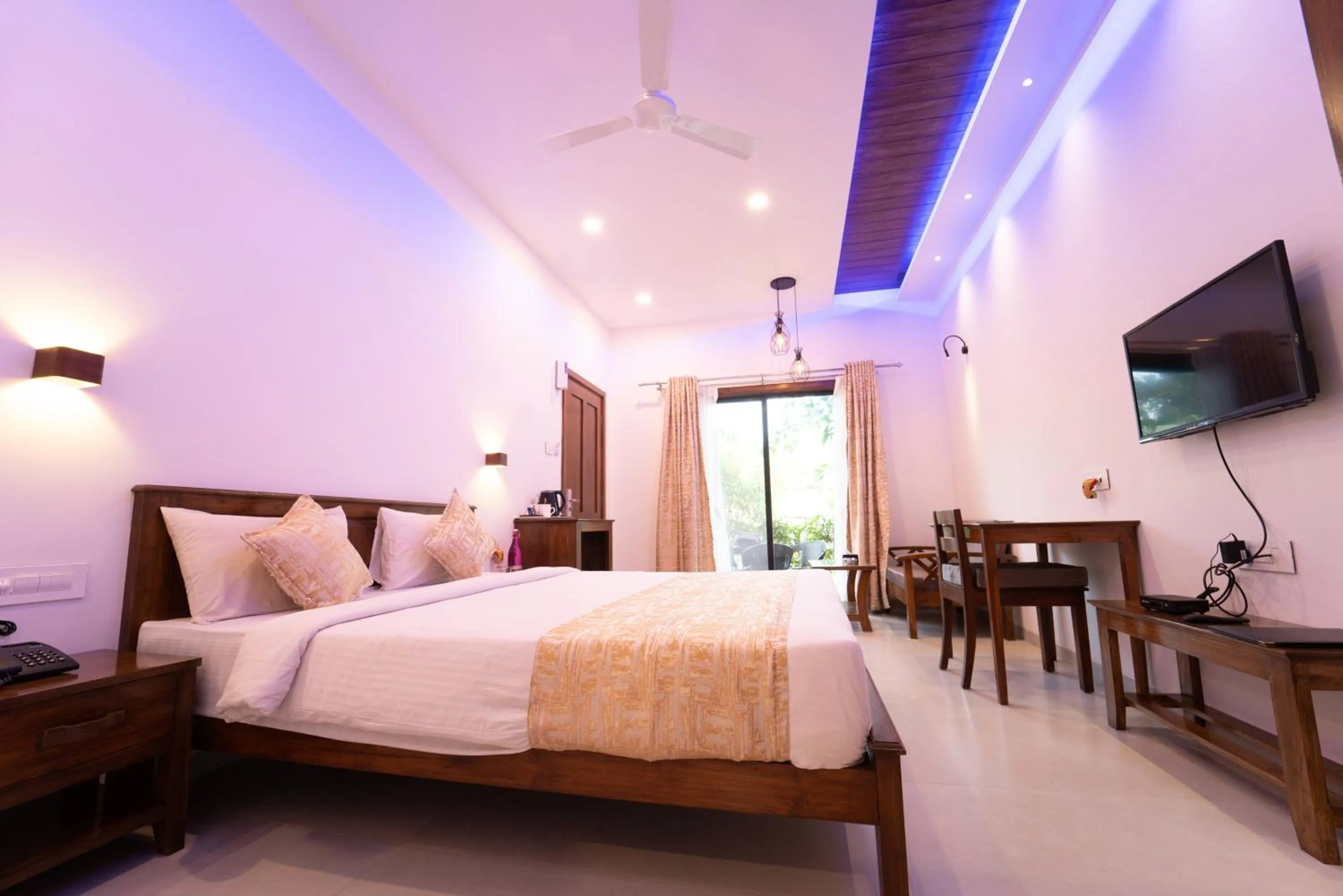 View (from property/room), Bed in La Serene Resort and Spa