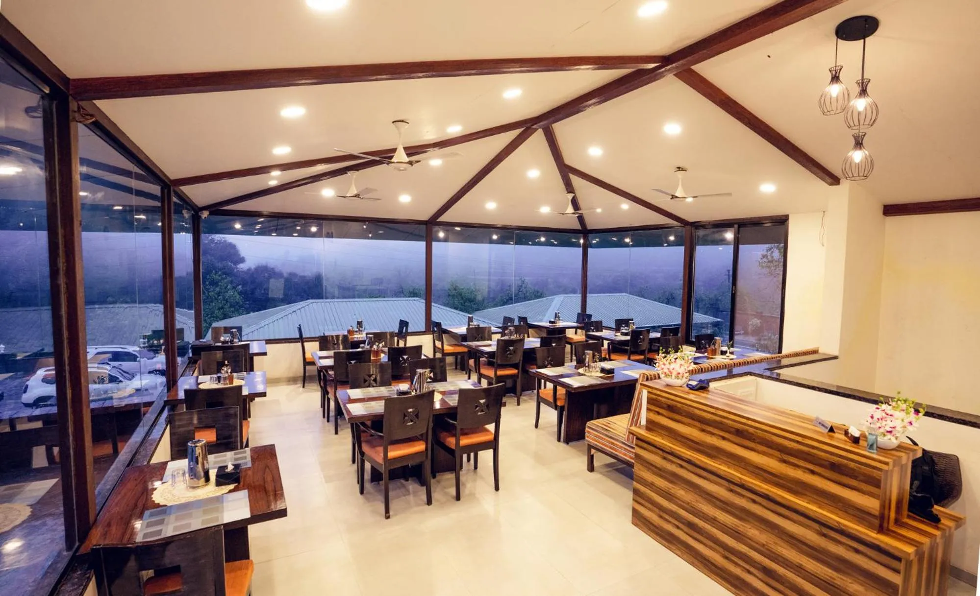 Restaurant/places to eat in La Serene Resort and Spa