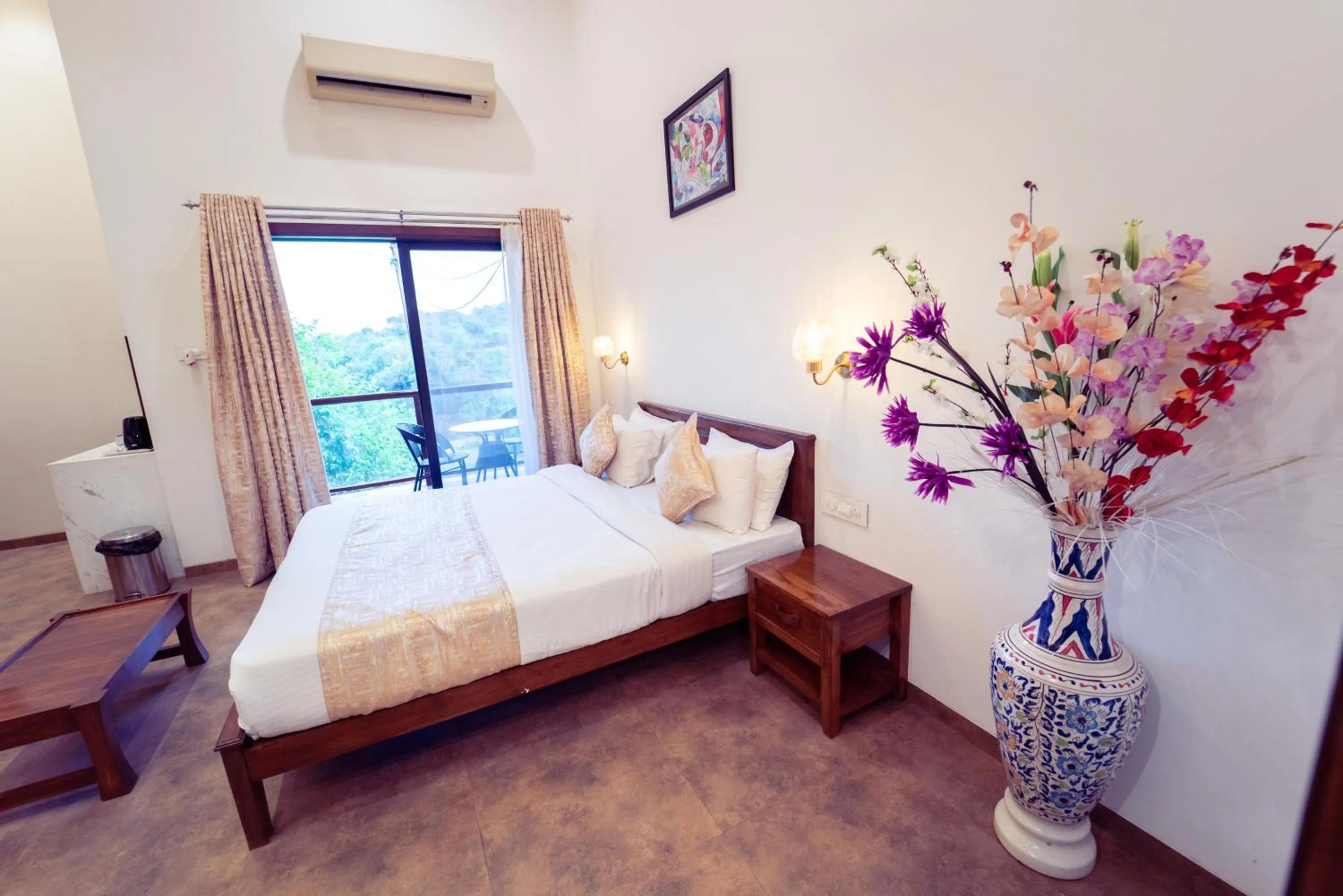 View (from property/room), Bed in La Serene Resort and Spa