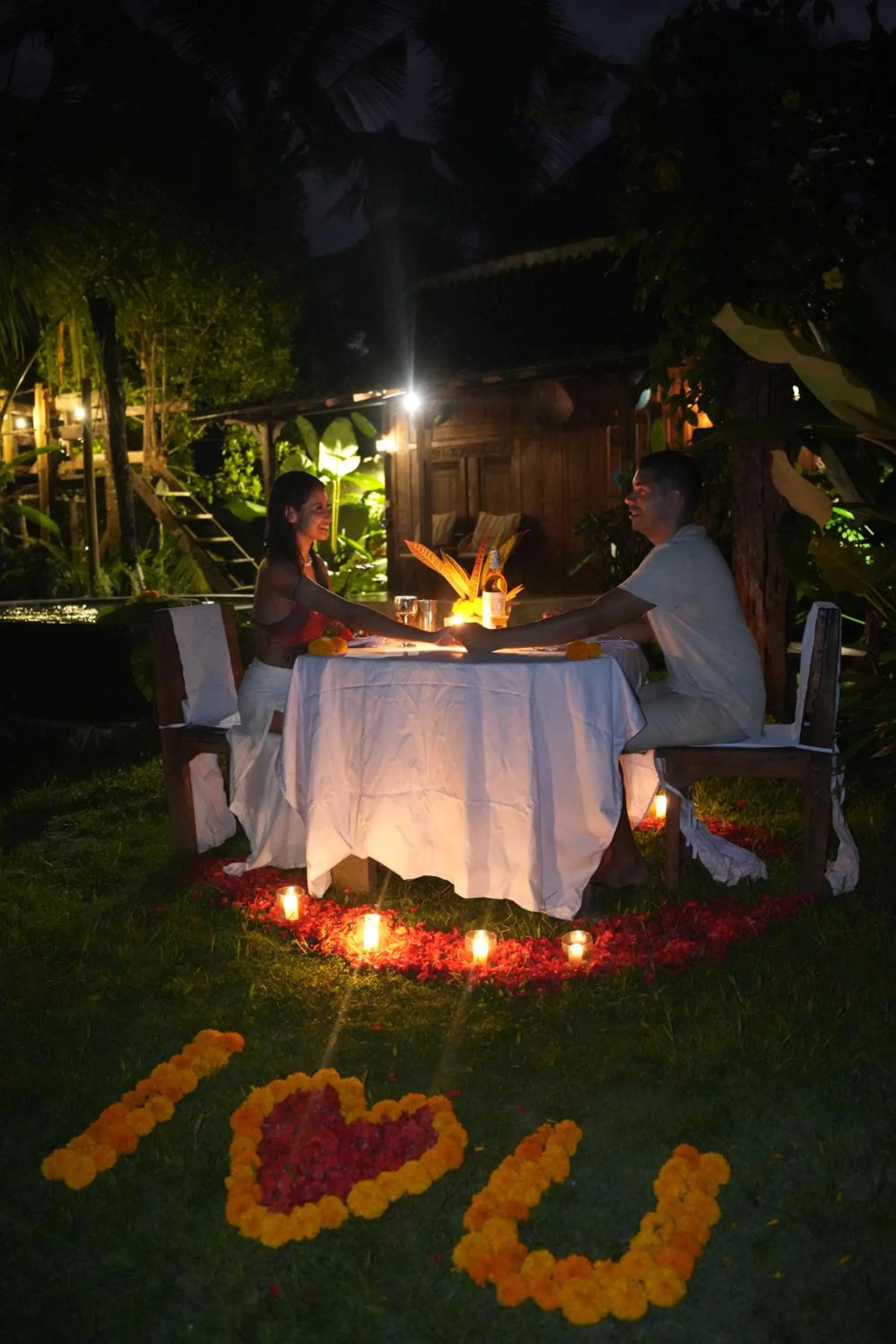 Night in Gladak di Uma Bali