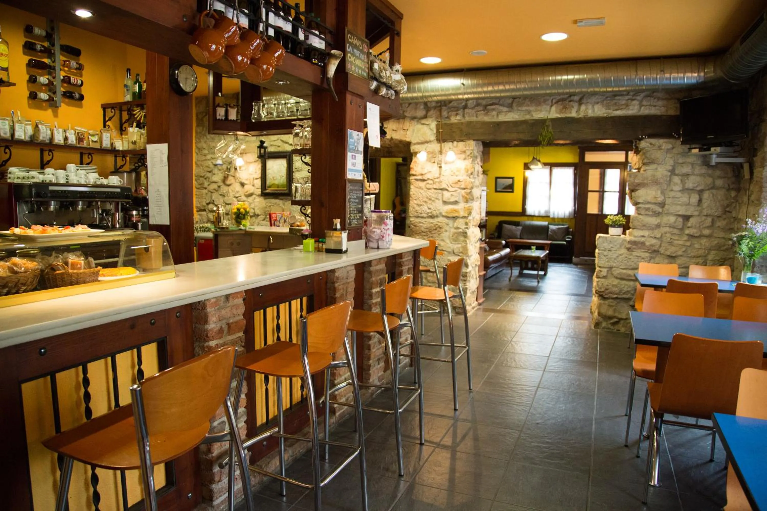 Lounge or bar in Hotel Balcon de Aguera