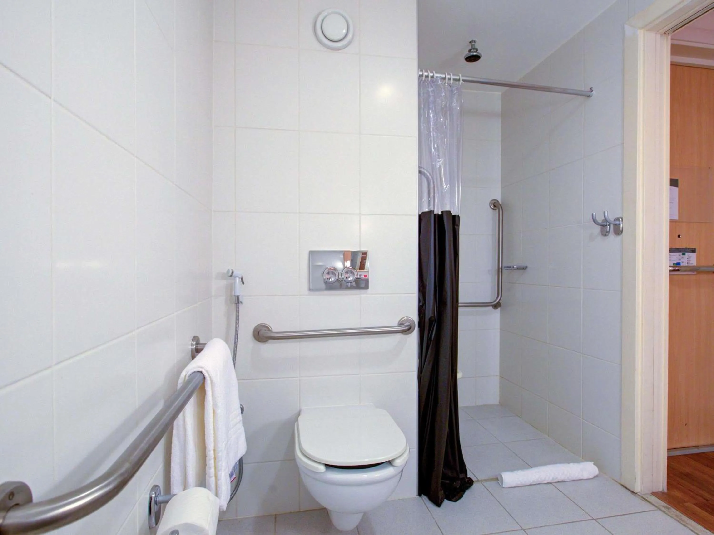 Bedroom in ibis Vitoria Praia de Camburi