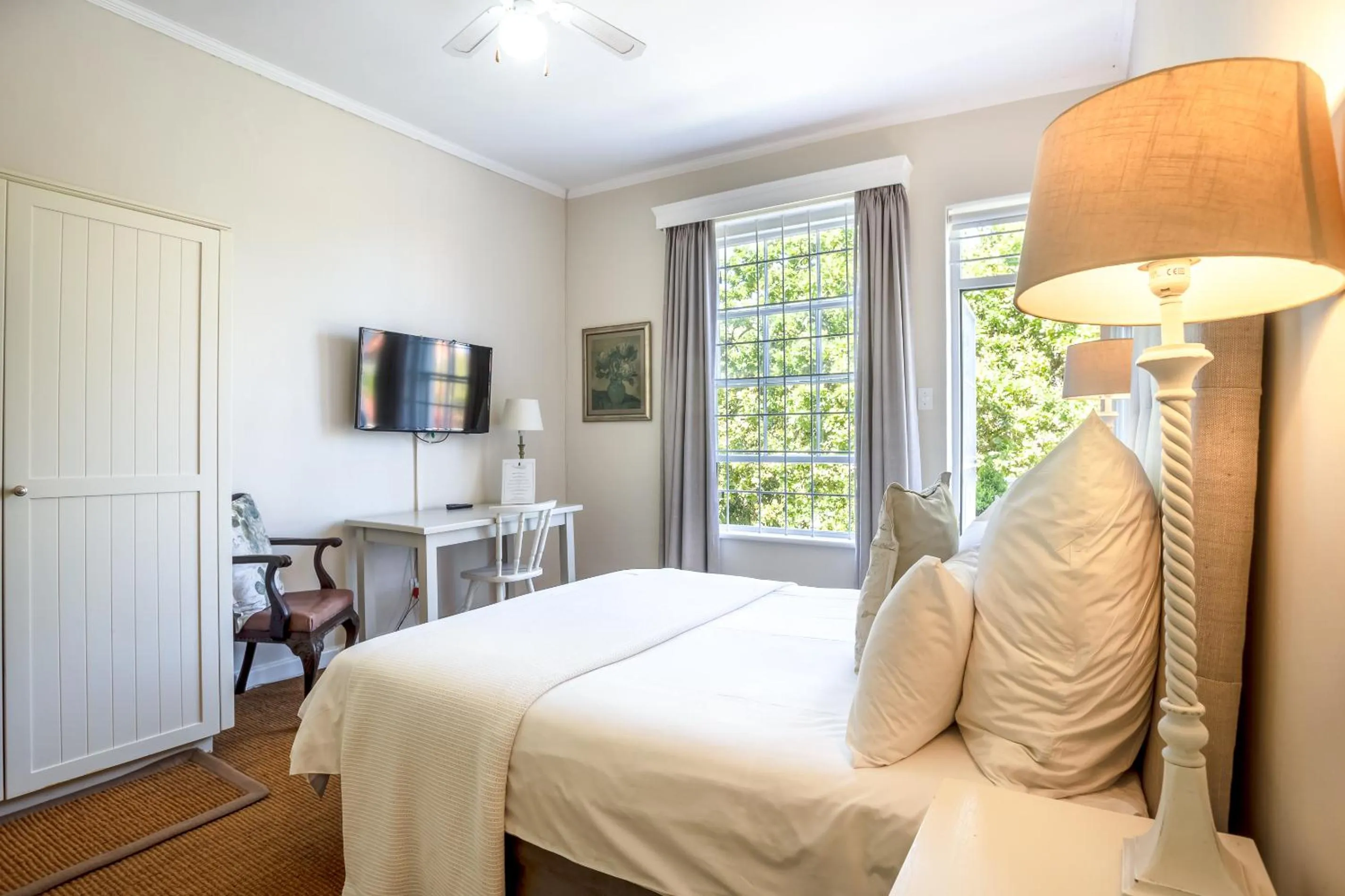 Bed in Sandown Lodge