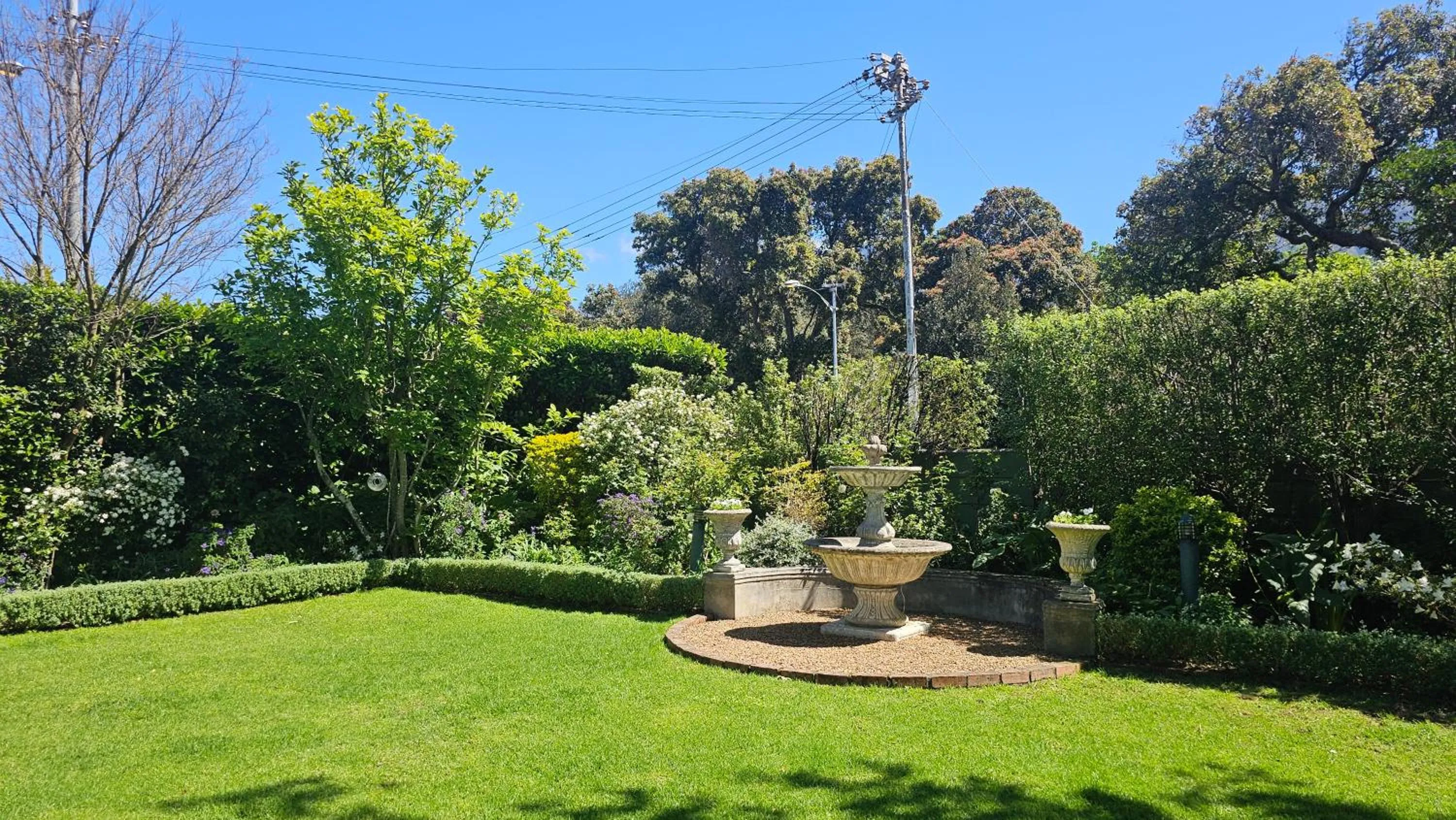 Property building in Sandown Lodge