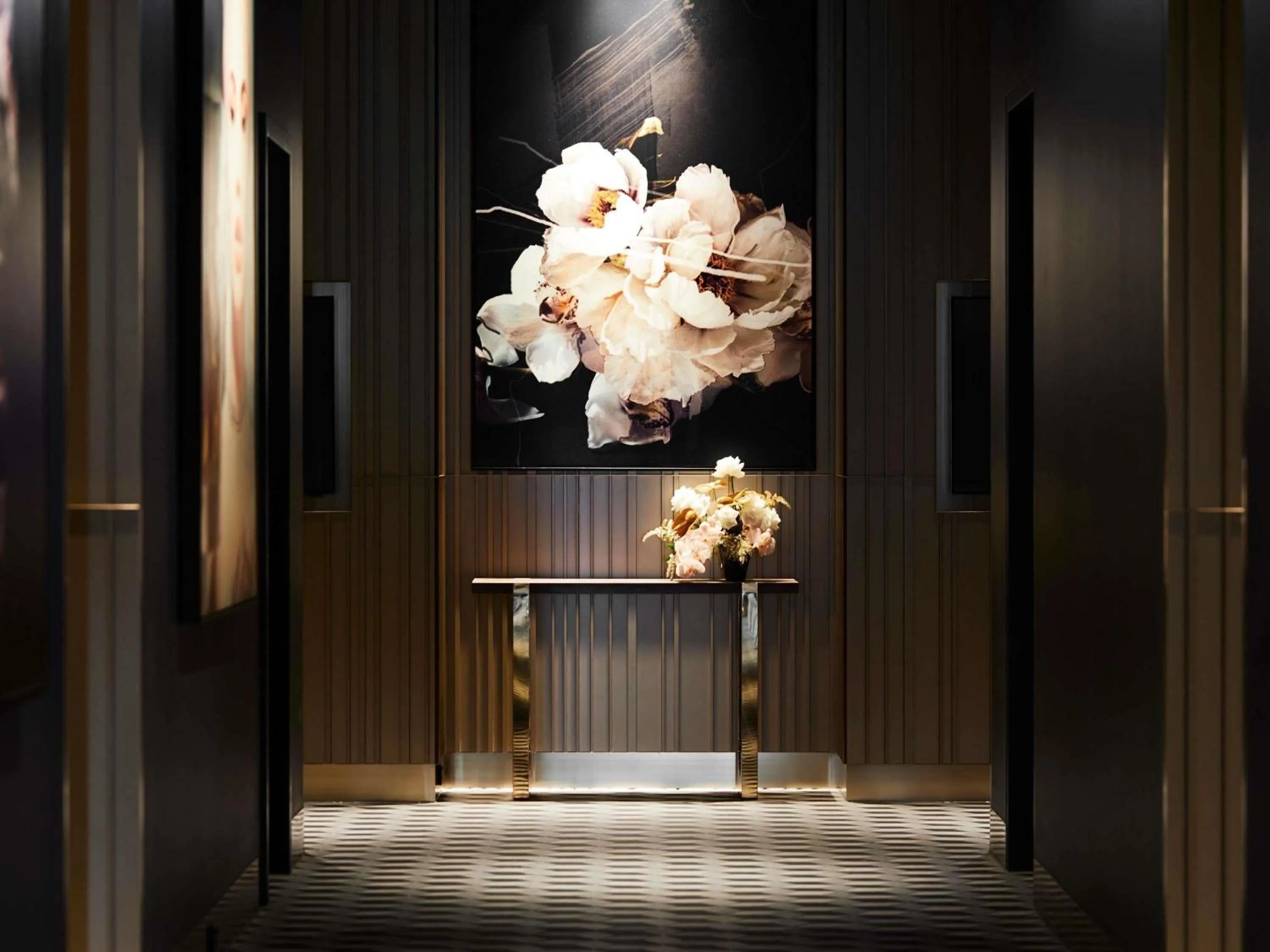 Lounge or bar in Hotel Chadstone Melbourne MGallery Collection