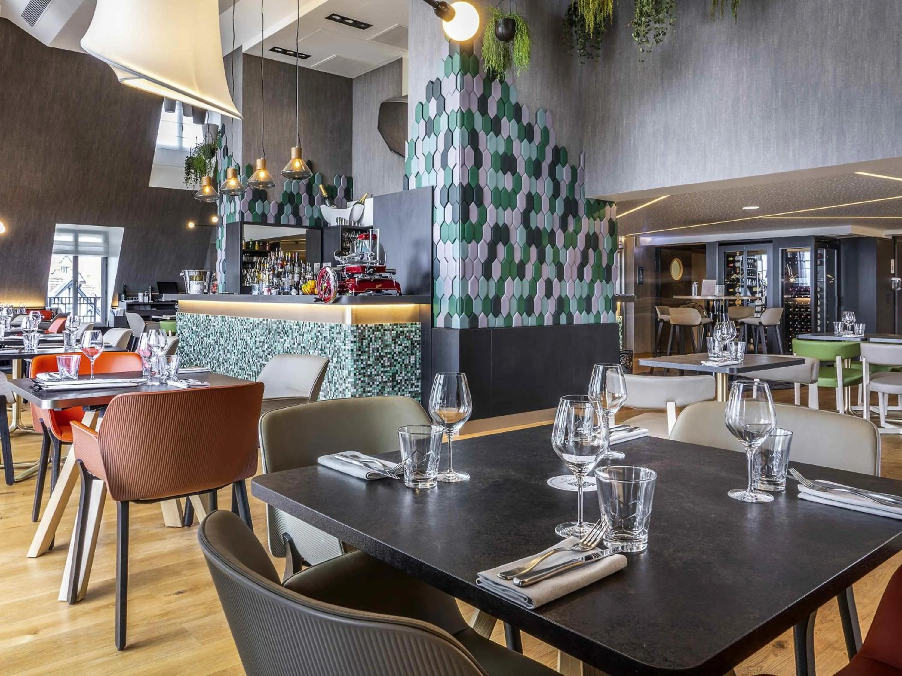 Restaurant/places to eat in Novotel Deauville Plage