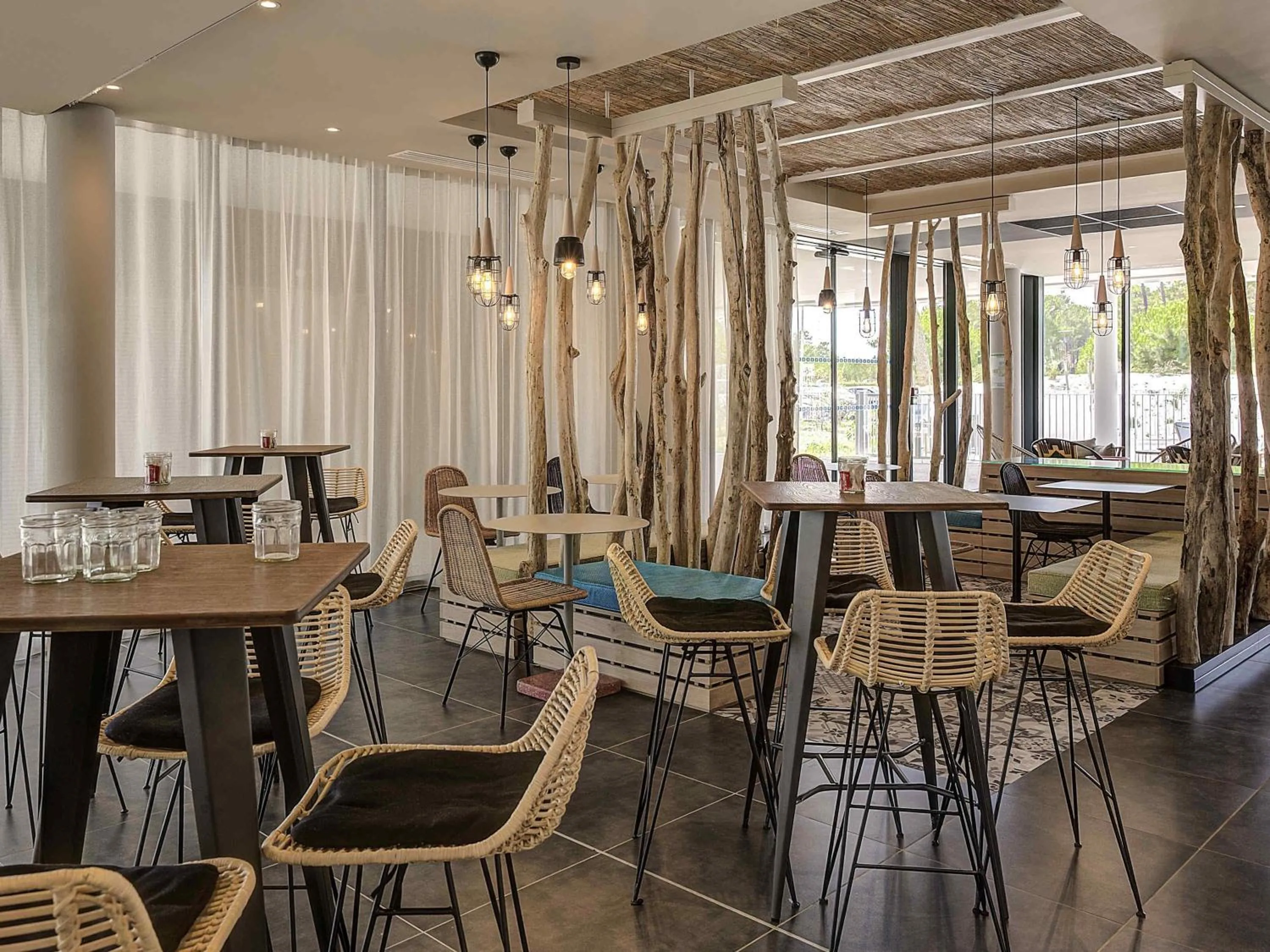 Lounge or bar in ibis Styles Arcachon Gujan Mestras