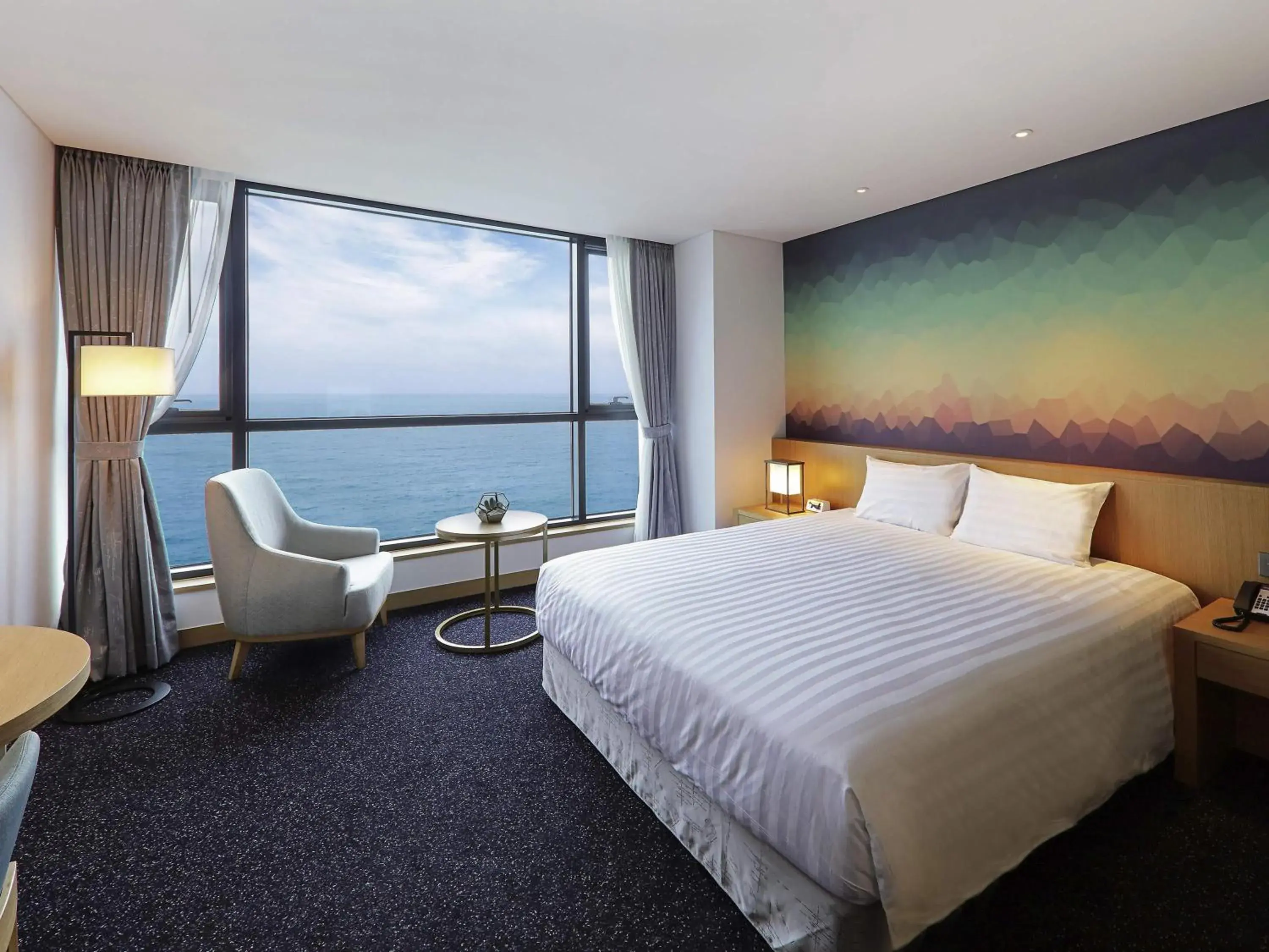 Privilege King Room with Ocean View in Mercure Ambassador Ulsan Privilege King Room with Ocean View in Mercure Ambassador Ulsan