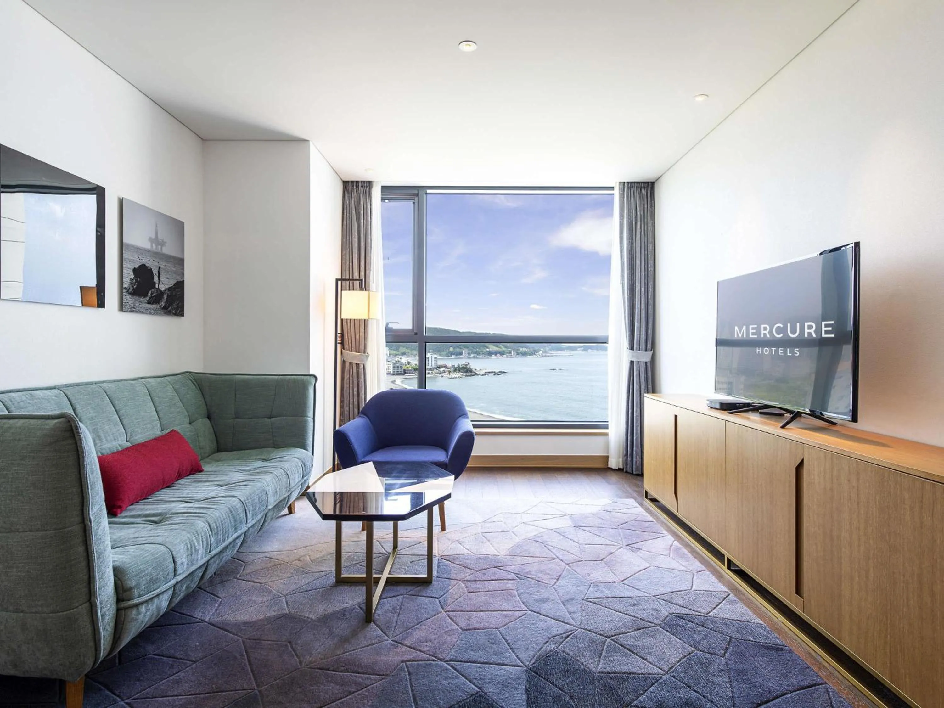 Bedroom in Mercure Ambassador Ulsan