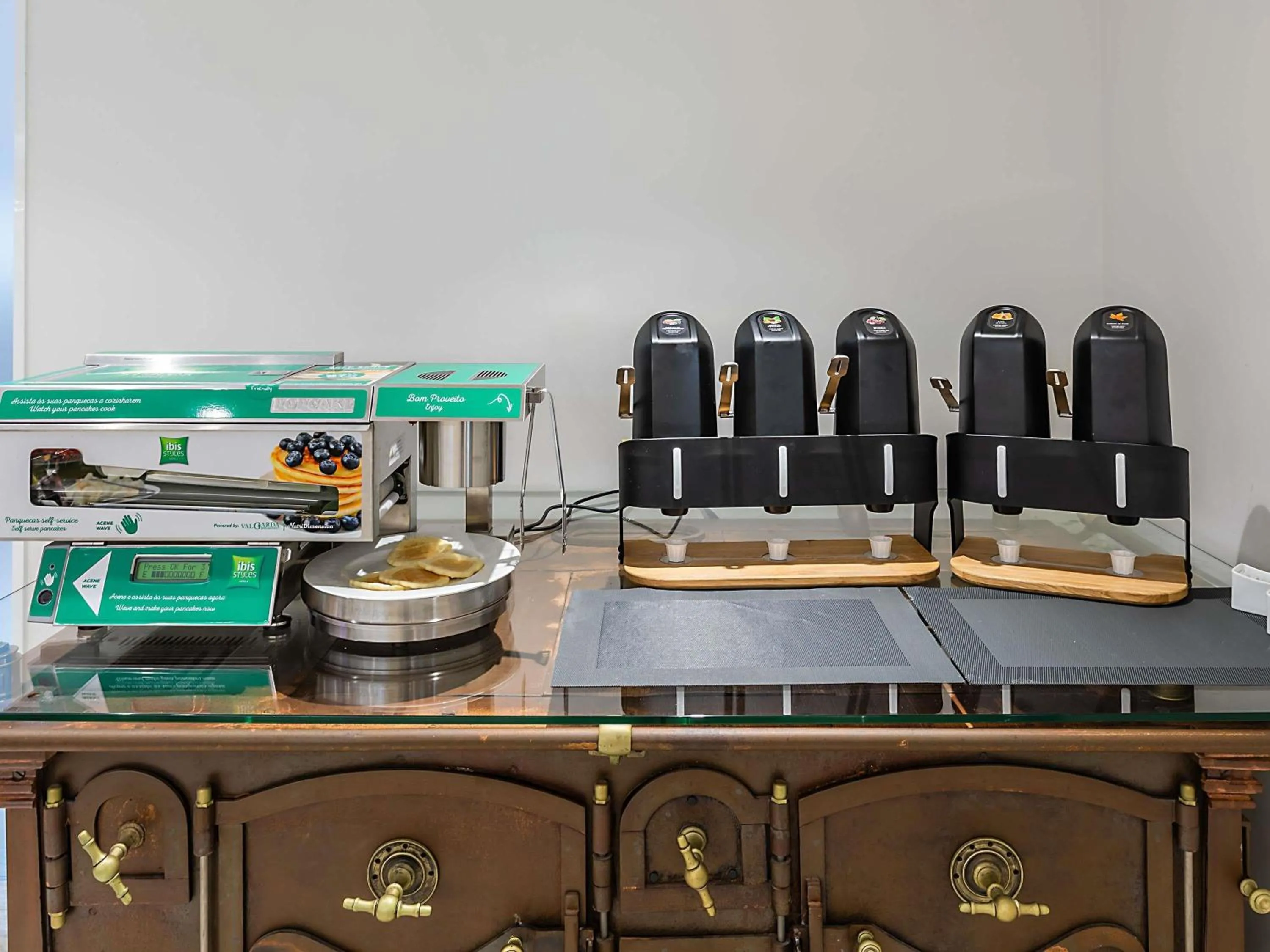 Breakfast in ibis Styles Chaves