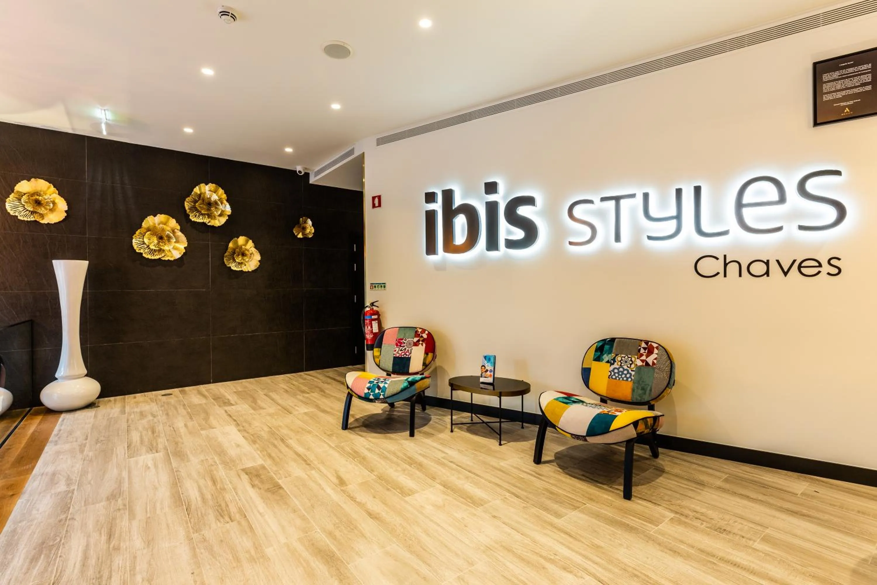 Lobby or reception in ibis Styles Chaves