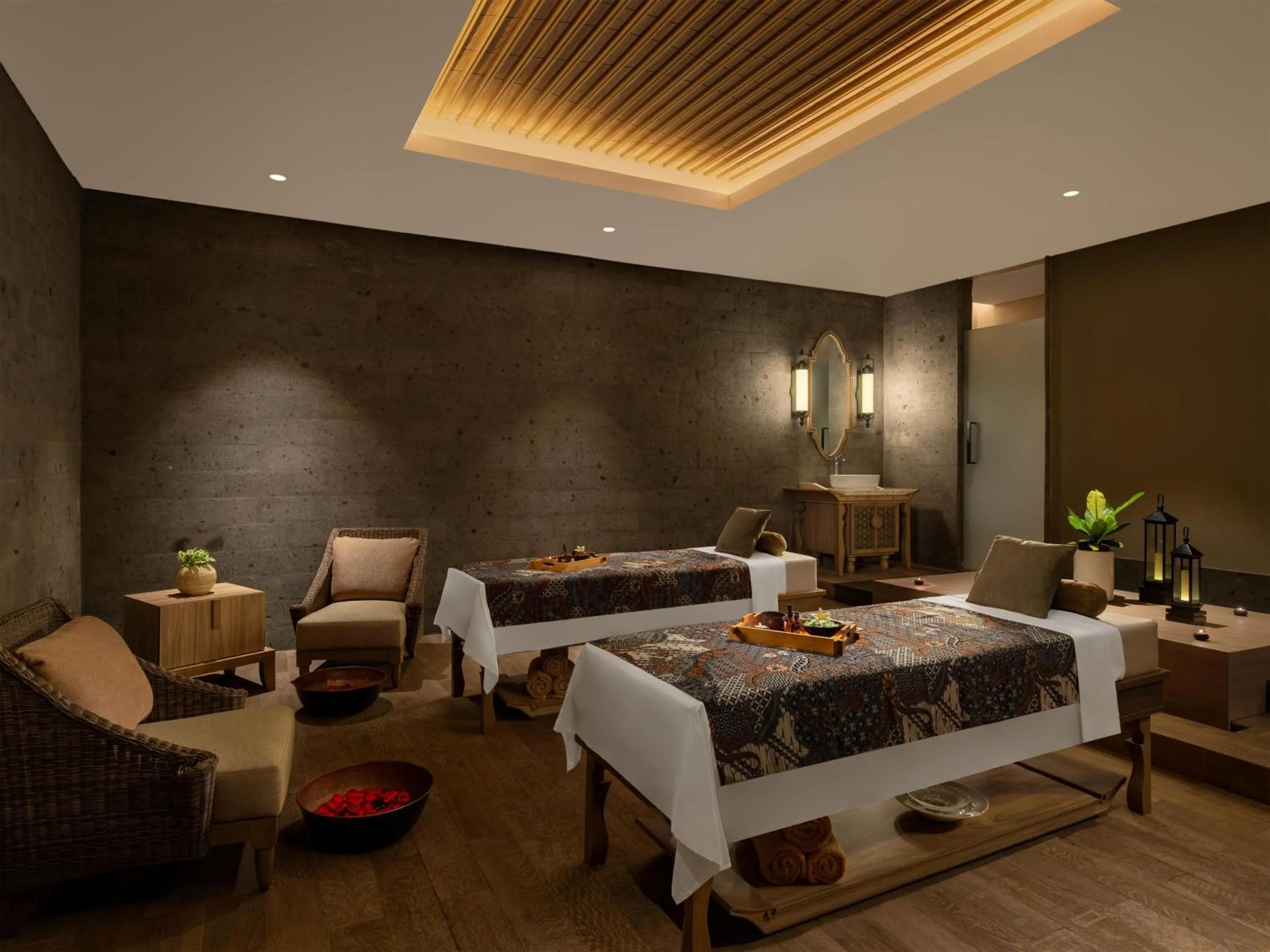 Spa and wellness centre/facilities, Bed in Radisson Lampung Kedaton