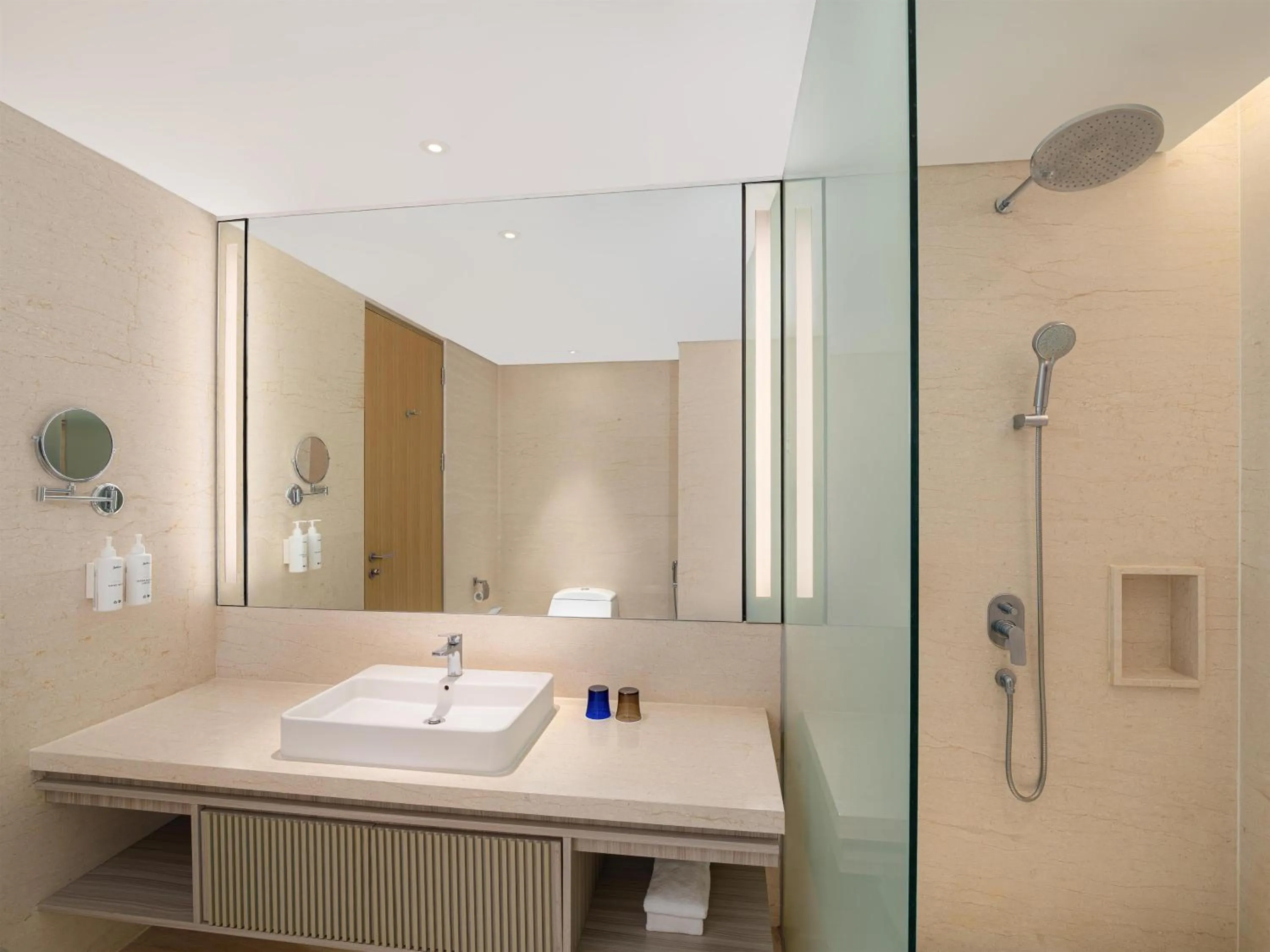 Bathroom in Radisson Lampung Kedaton