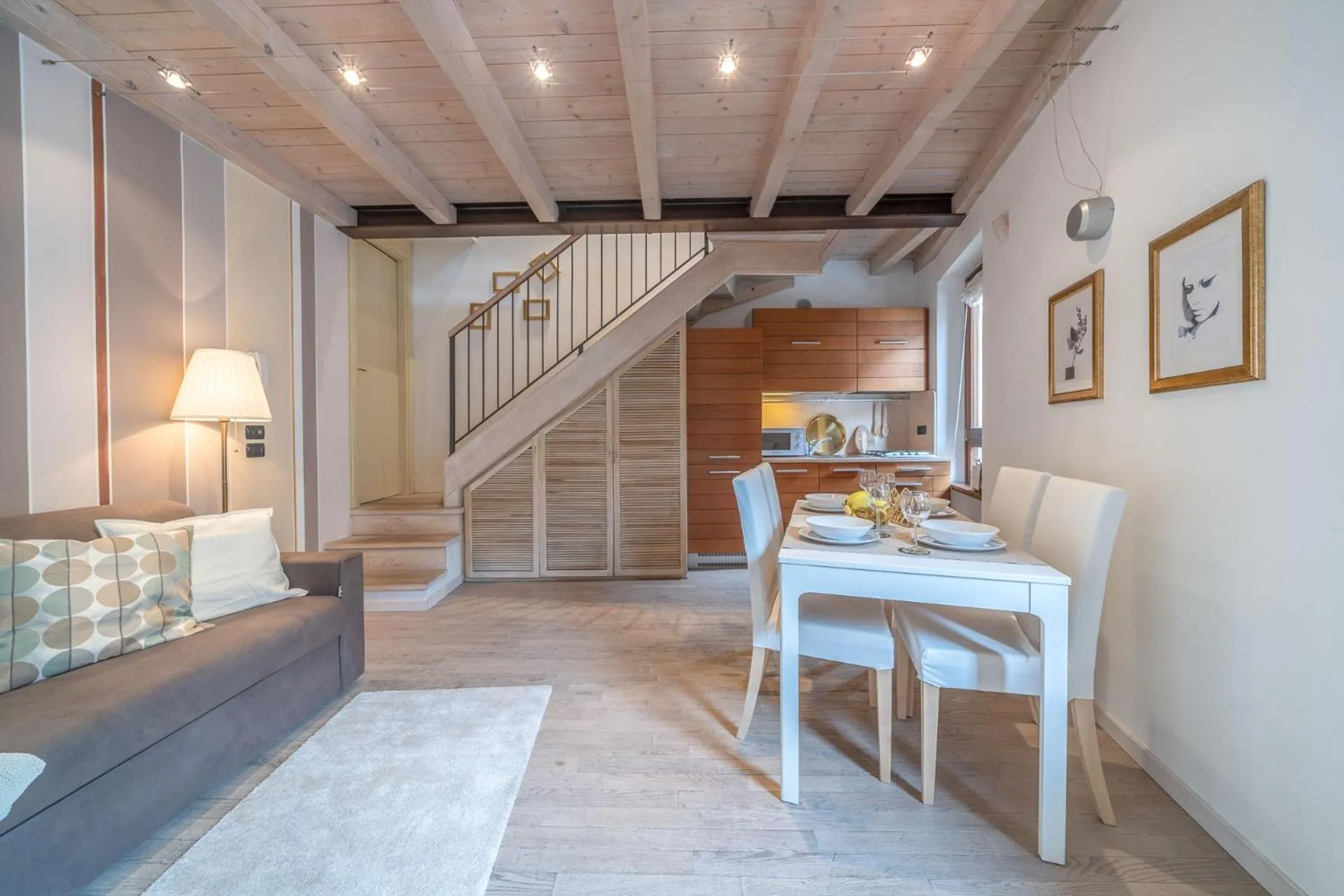 Living room in Arena Balcony