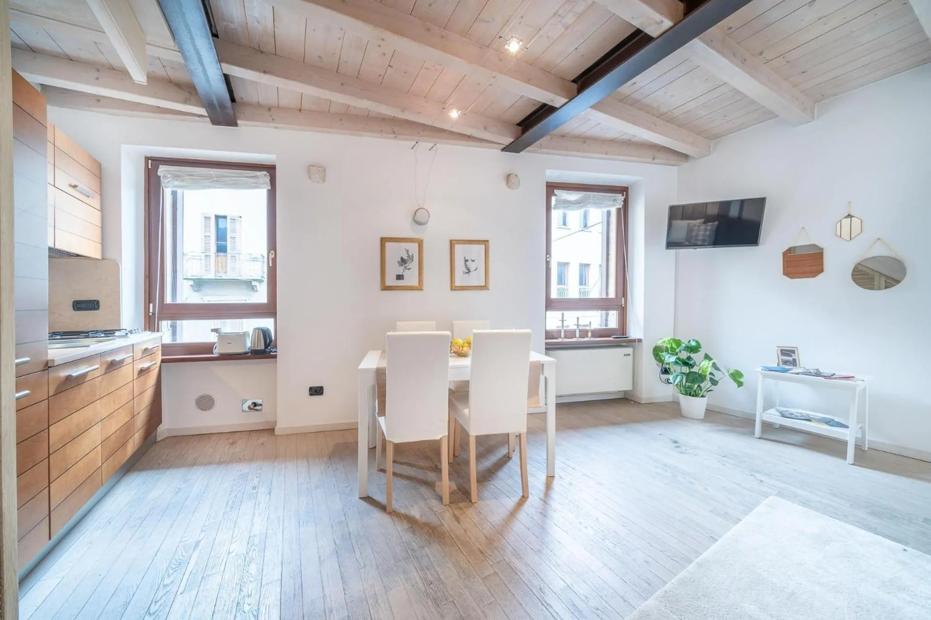 Living room in Arena Balcony