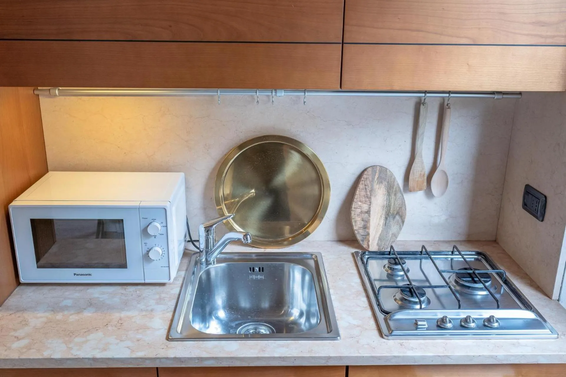 Kitchen or kitchenette in Arena Balcony