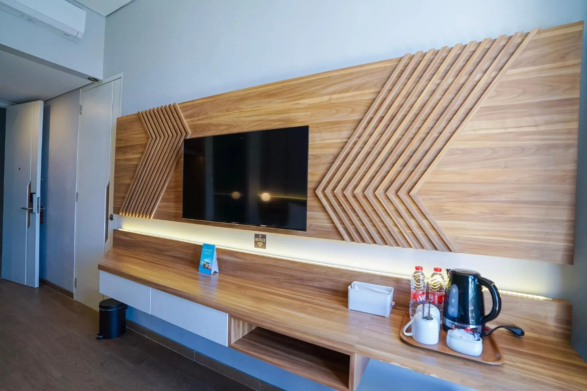 Guests in Facade Hotel by Azana