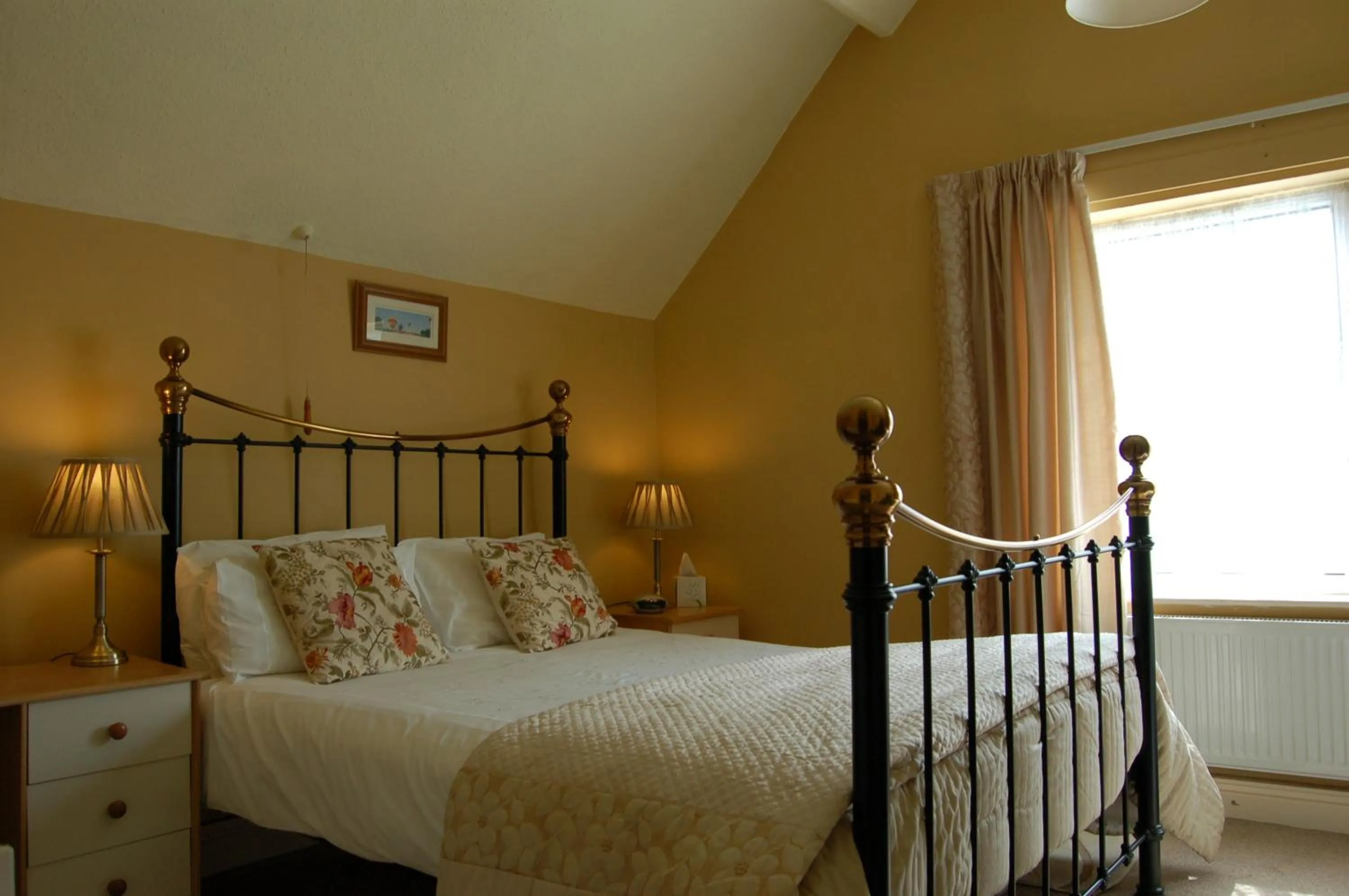 Day, Bed in Compton House