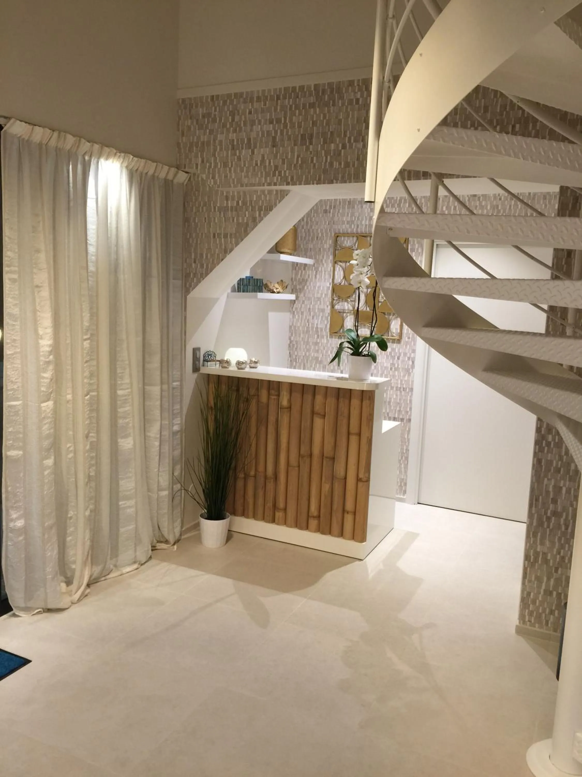 Spa and wellness centre/facilities in Aux 5 Sens