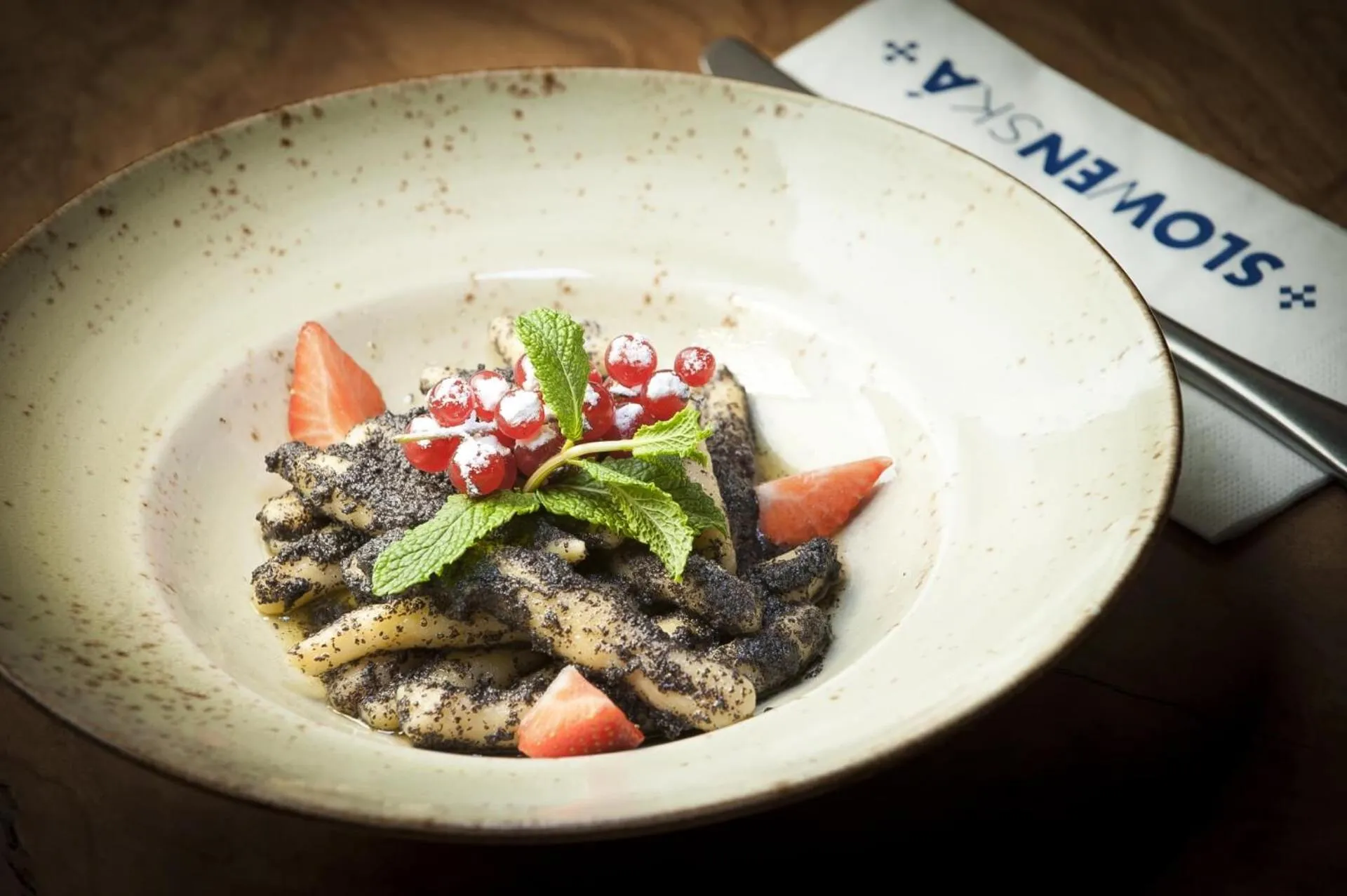 Restaurant/places to eat in Apartmánový Hotel HREBIENOK RESORT