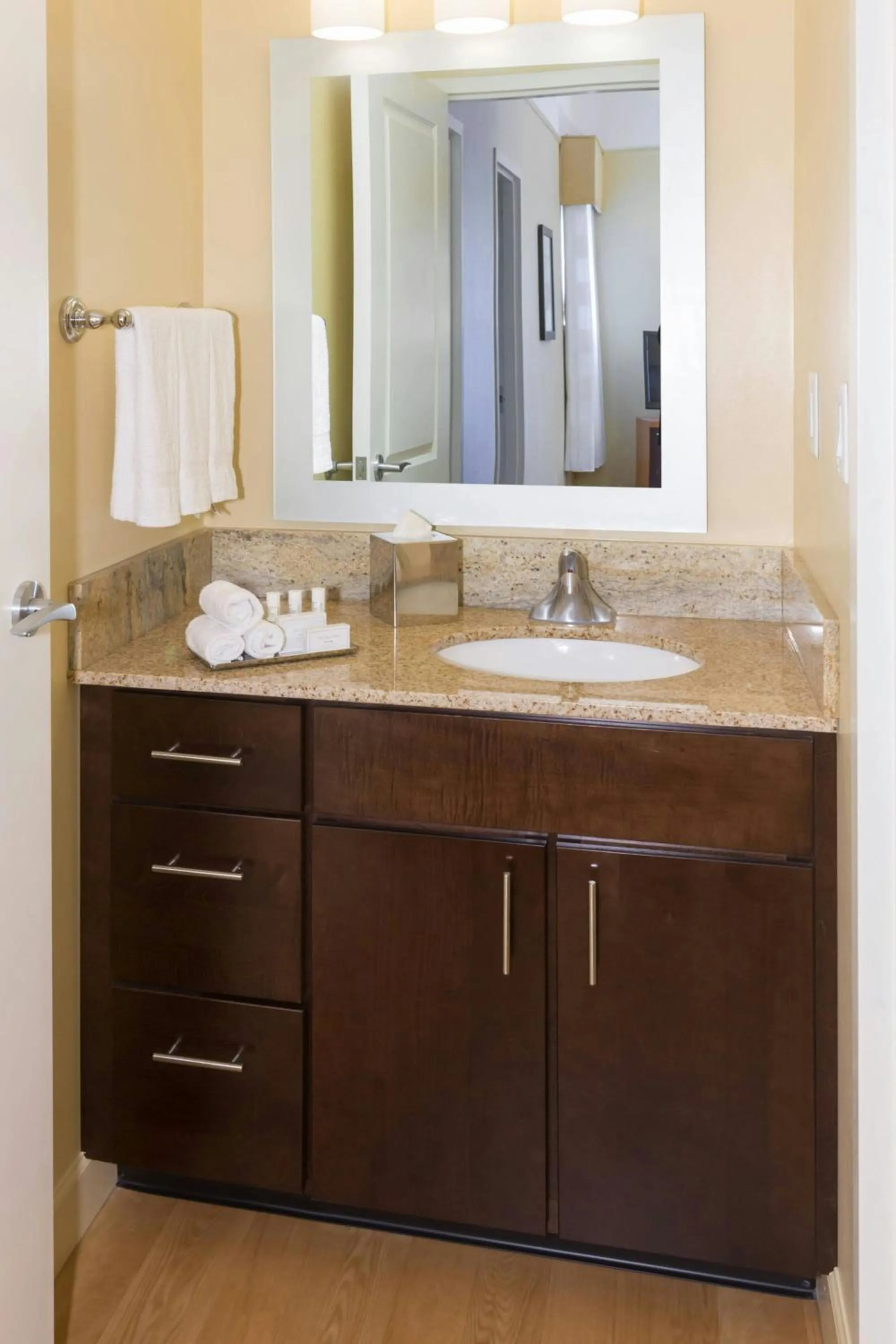 Bedroom in TownePlace Suites Buffalo Airport