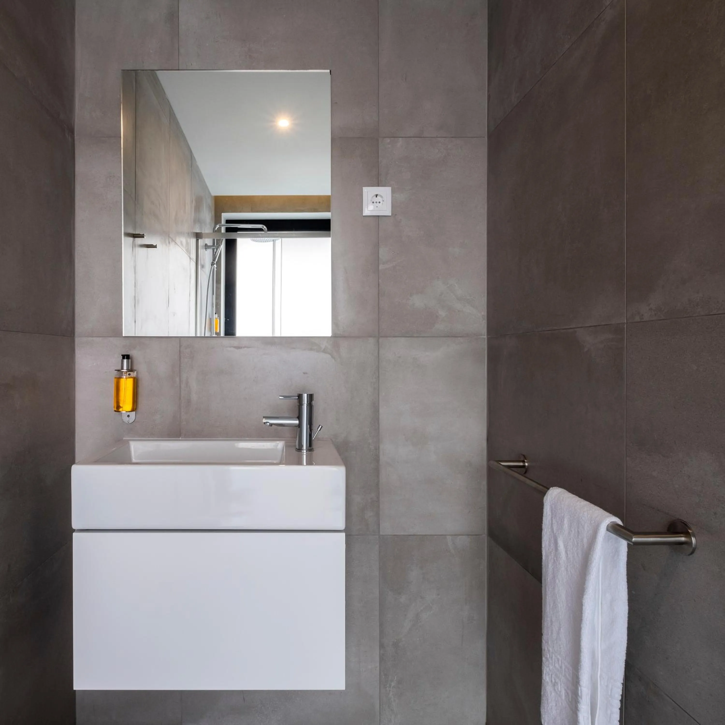 Bathroom in Aqua - Pópulo Eco Village