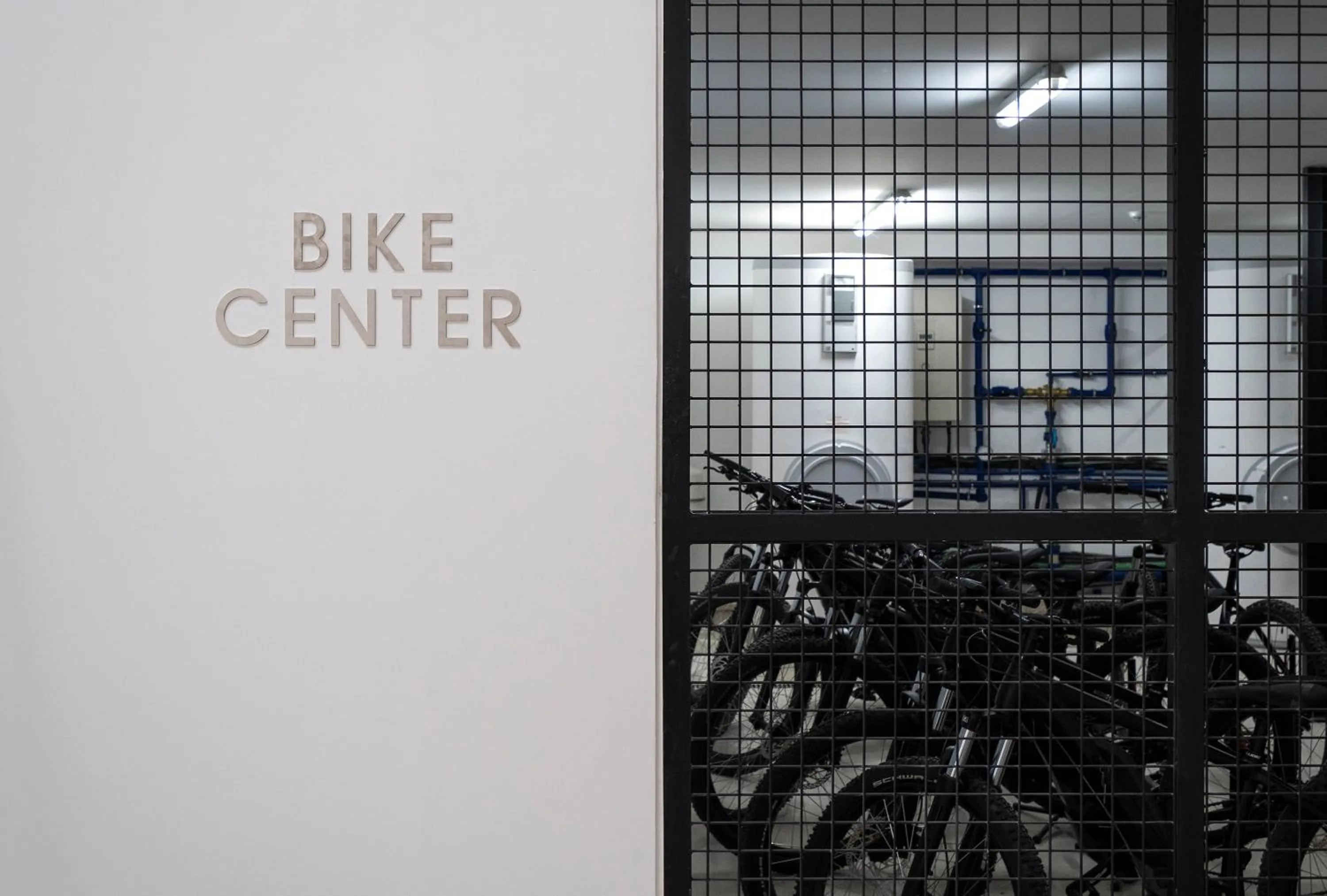 Cycling in Aqua - Pópulo Eco Village