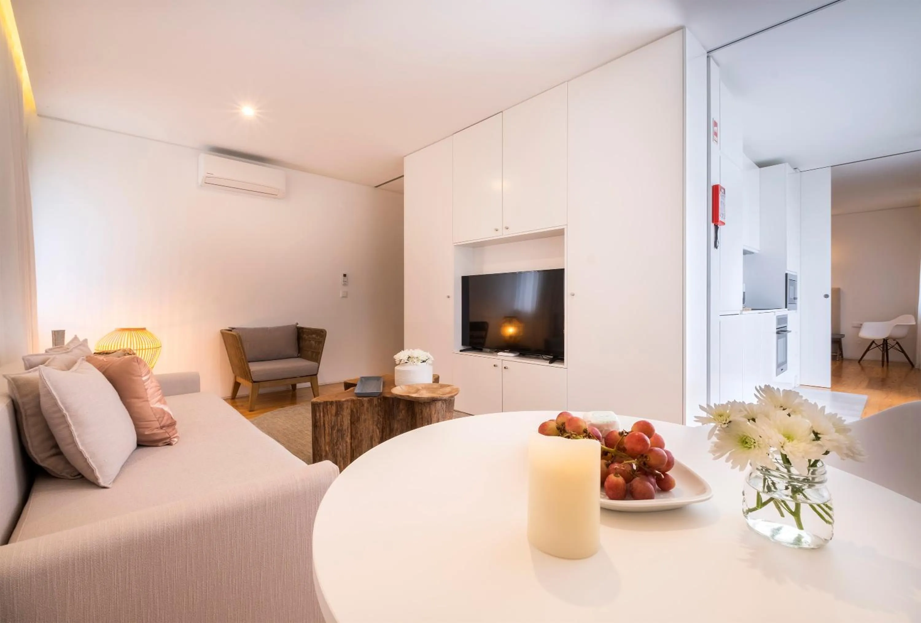 TV and multimedia, Bed in Aqua - Pópulo Eco Village