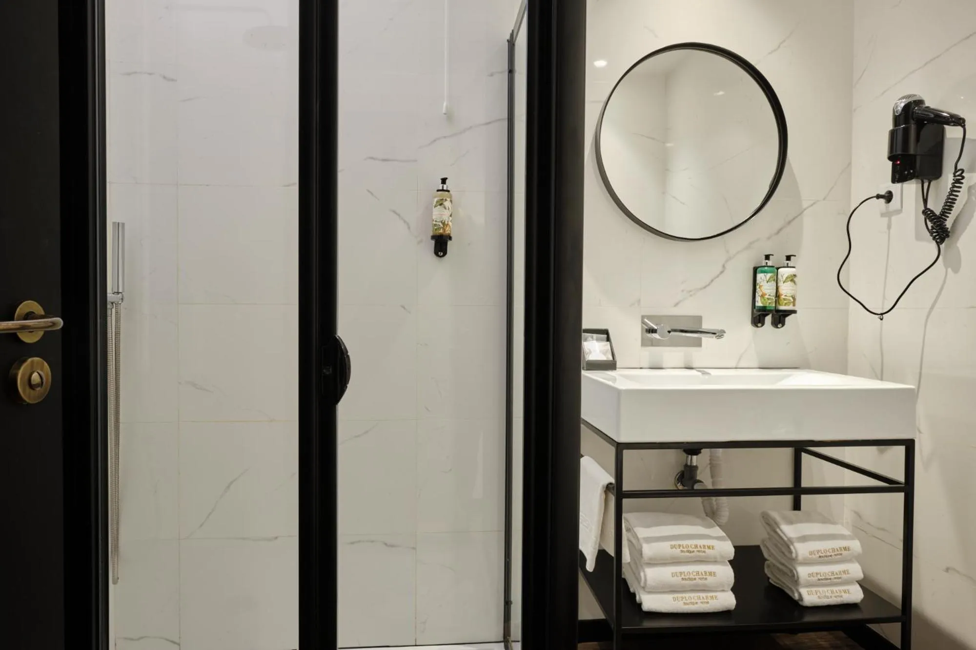 Bathroom in Duplo Charme Boutique Hotel