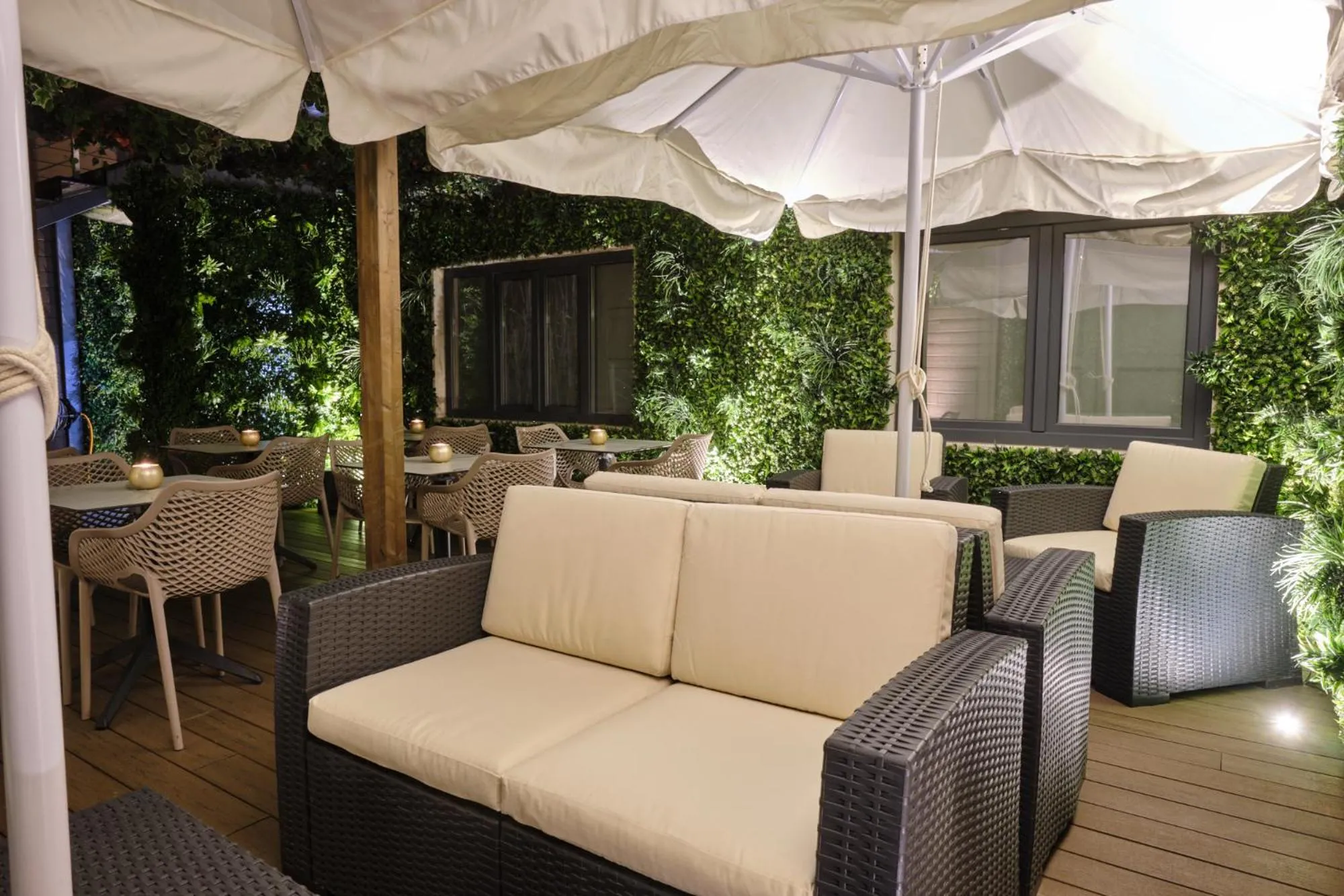 Patio in Duplo Charme Boutique Hotel