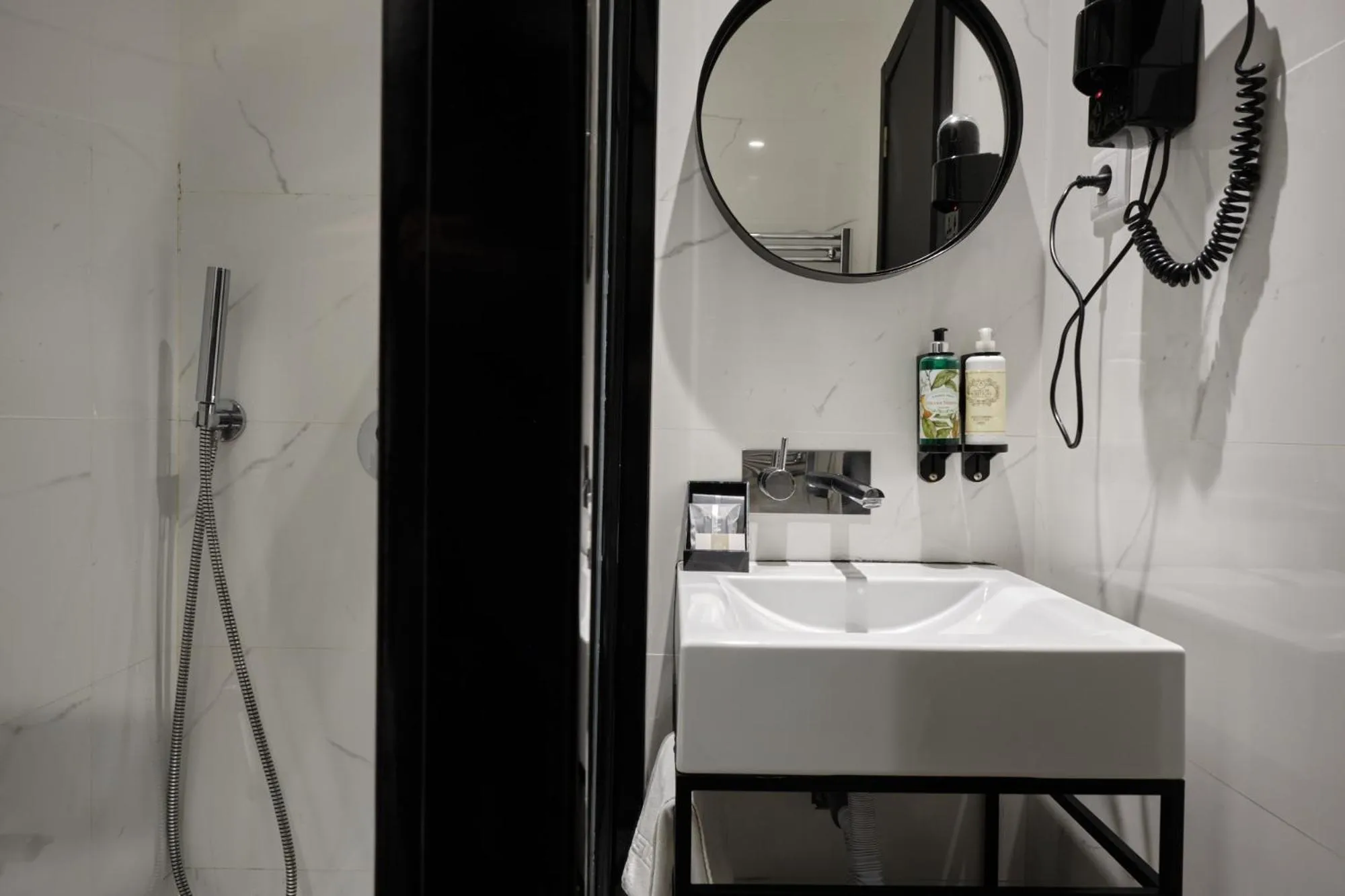 Bathroom in Duplo Charme Boutique Hotel