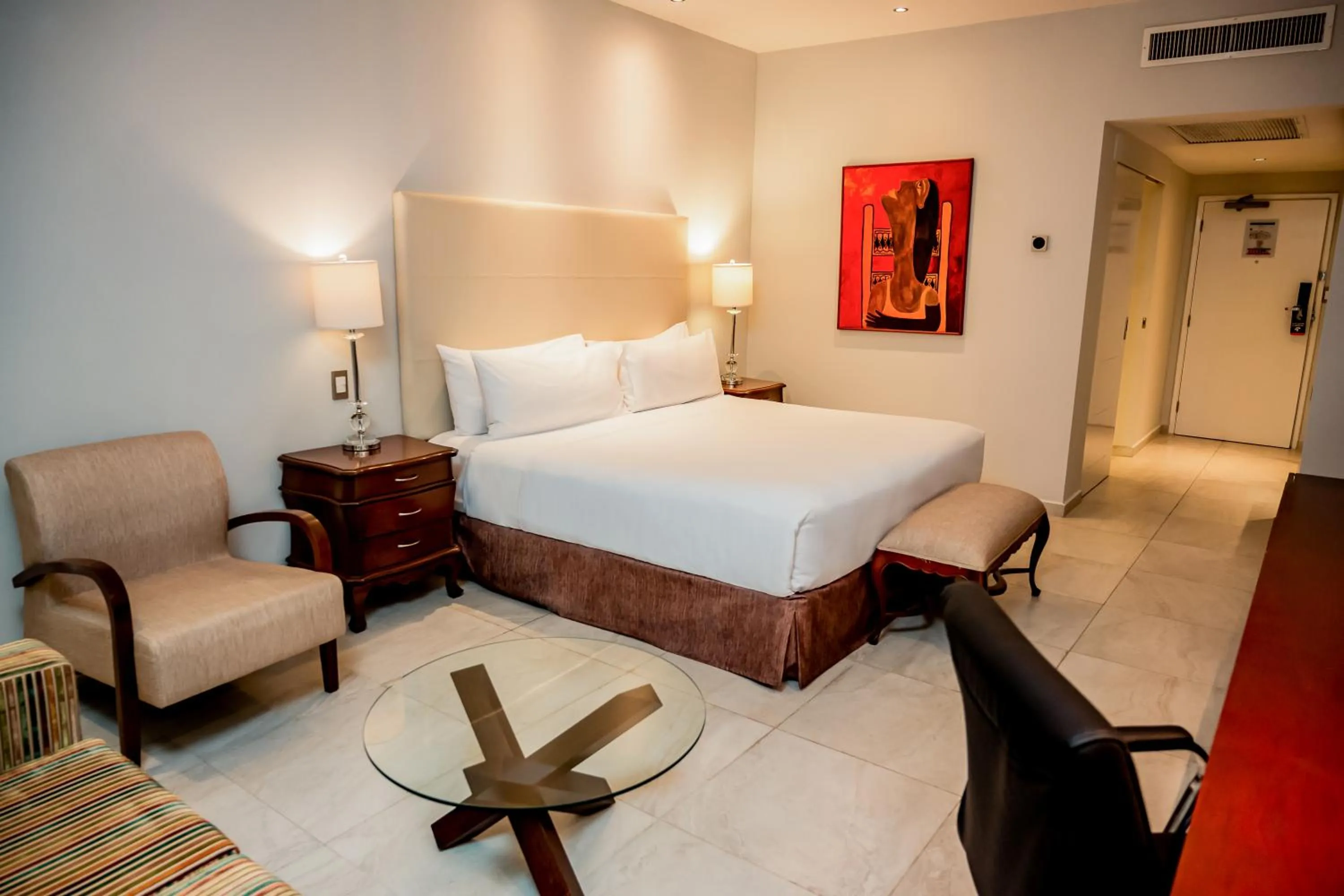 Bed in Los Tajibos, Santa Cruz de la Sierra, a Tribute Portfolio Hotel