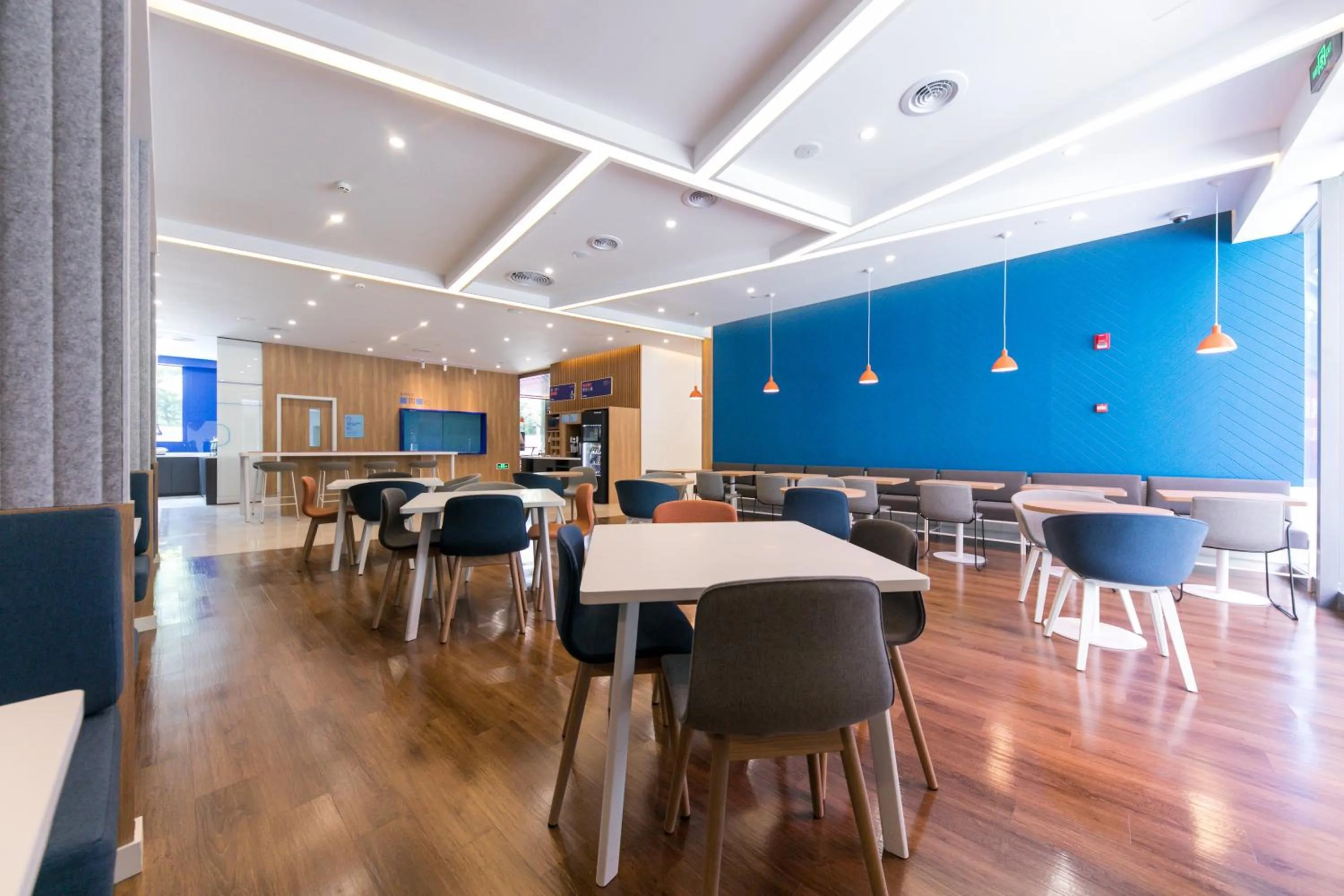 Breakfast in Holiday Inn Express Shanghai Tangzhen, an IHG Hotel