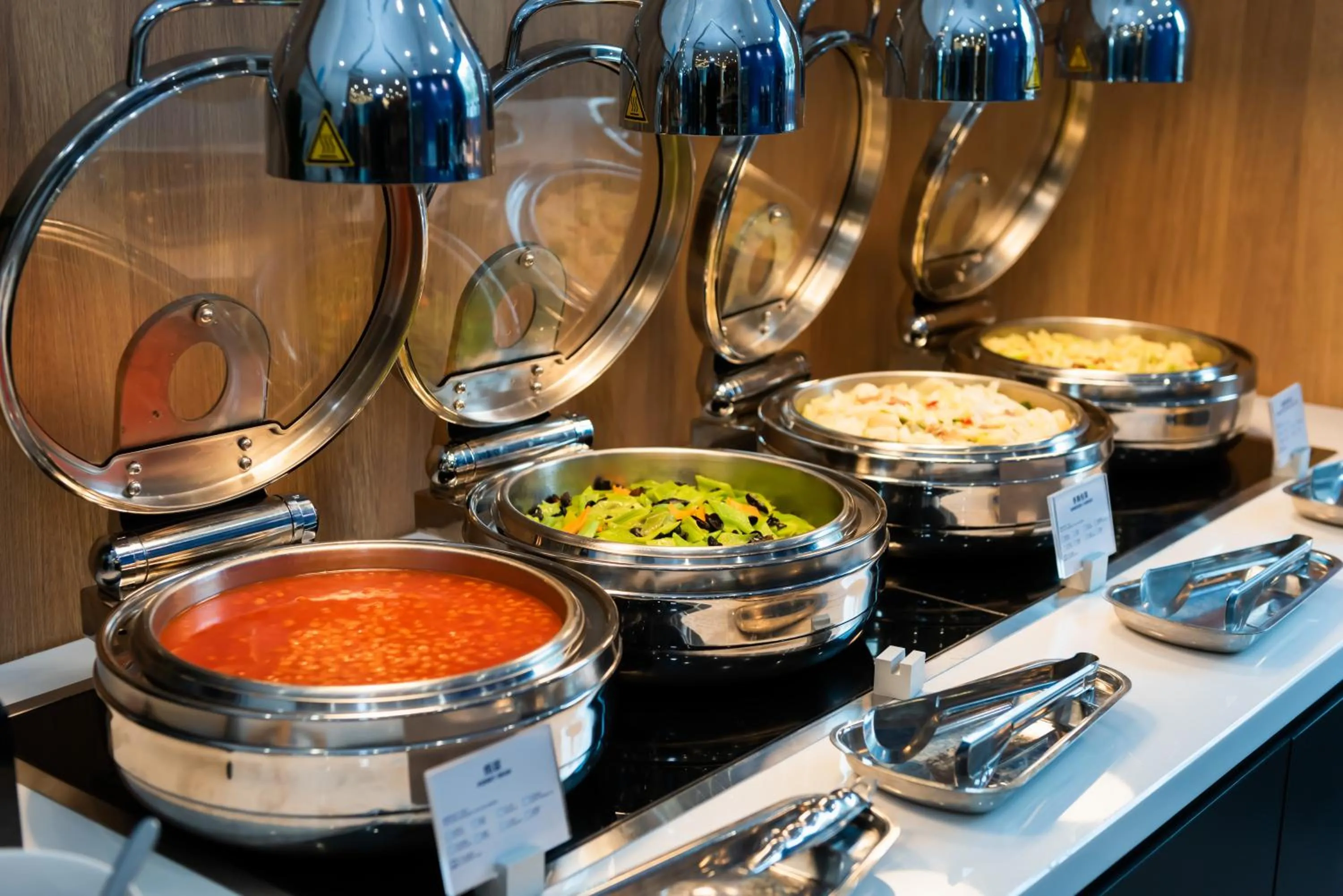 Restaurant/places to eat in Holiday Inn Express Shanghai Tangzhen, an IHG Hotel