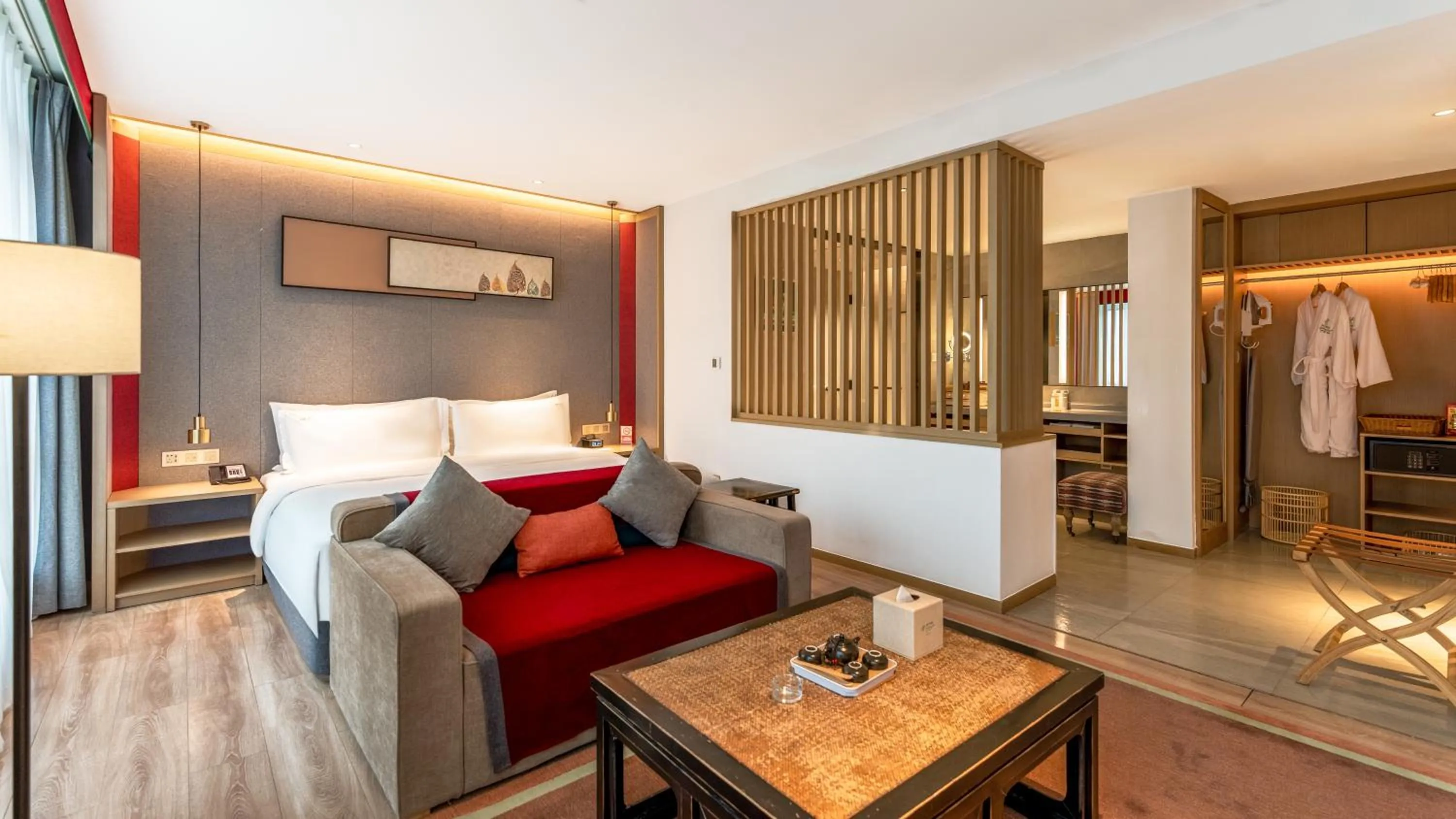 Bed in Holiday Inn Batang by IHG