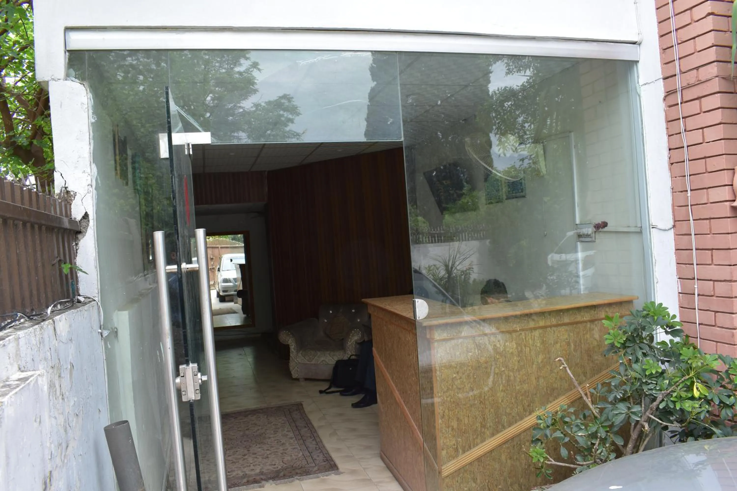 Facade/entrance in Tulip guesthouse