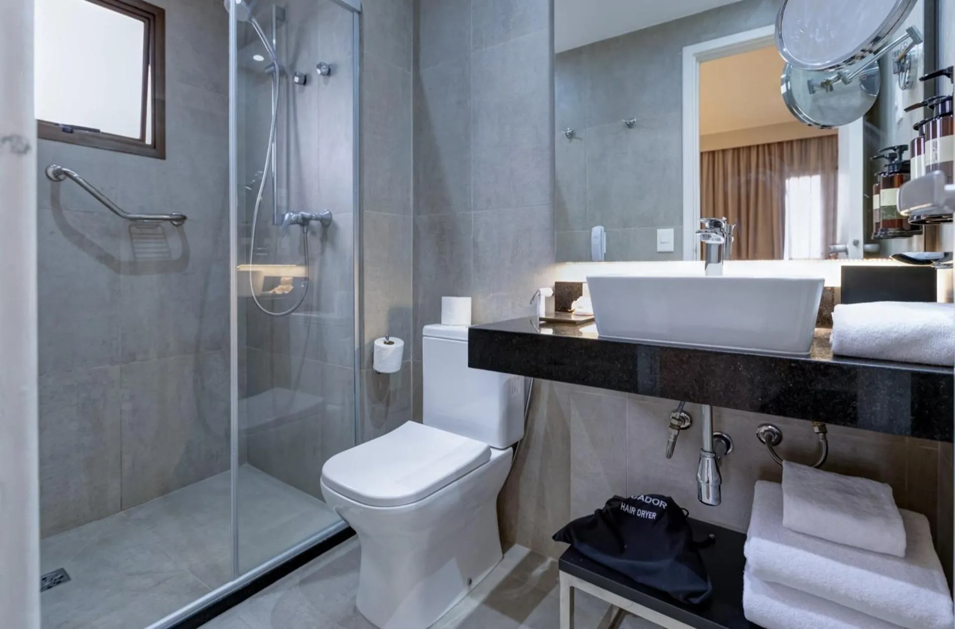 Shower in Double Tree by Hilton São Paulo Itaim