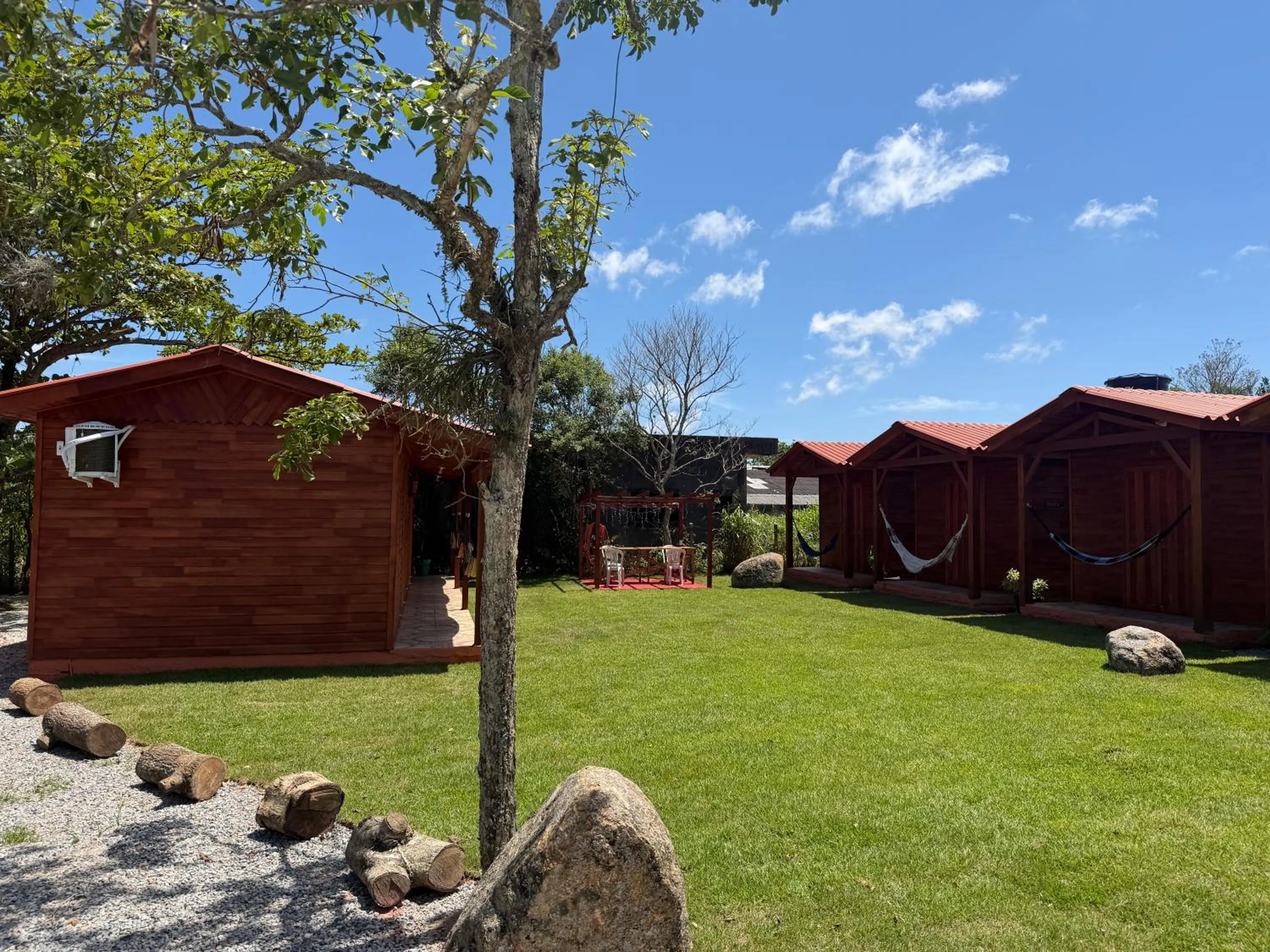 Property building in Green Mountain Pousada